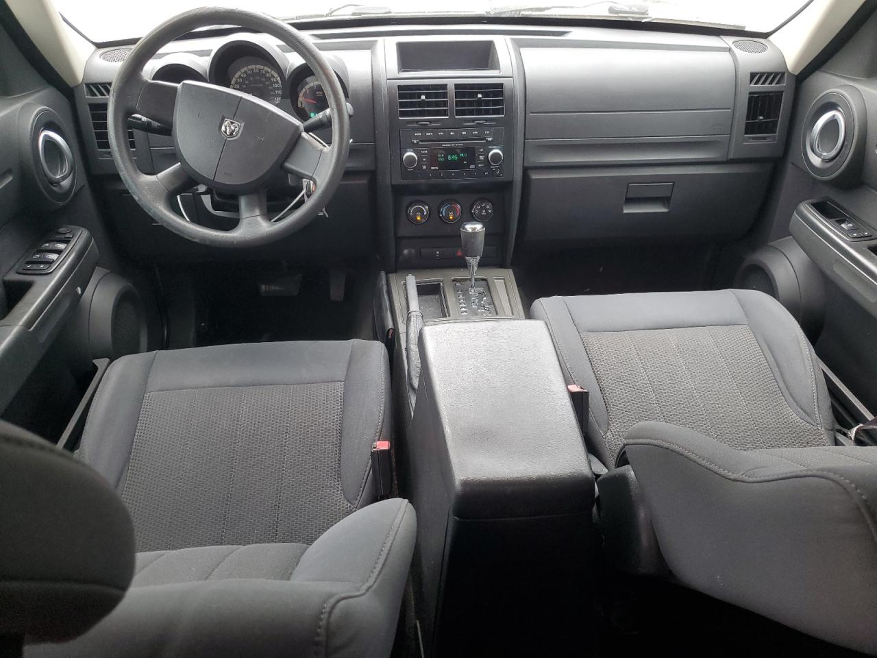 2011 Dodge Nitro - Image 8