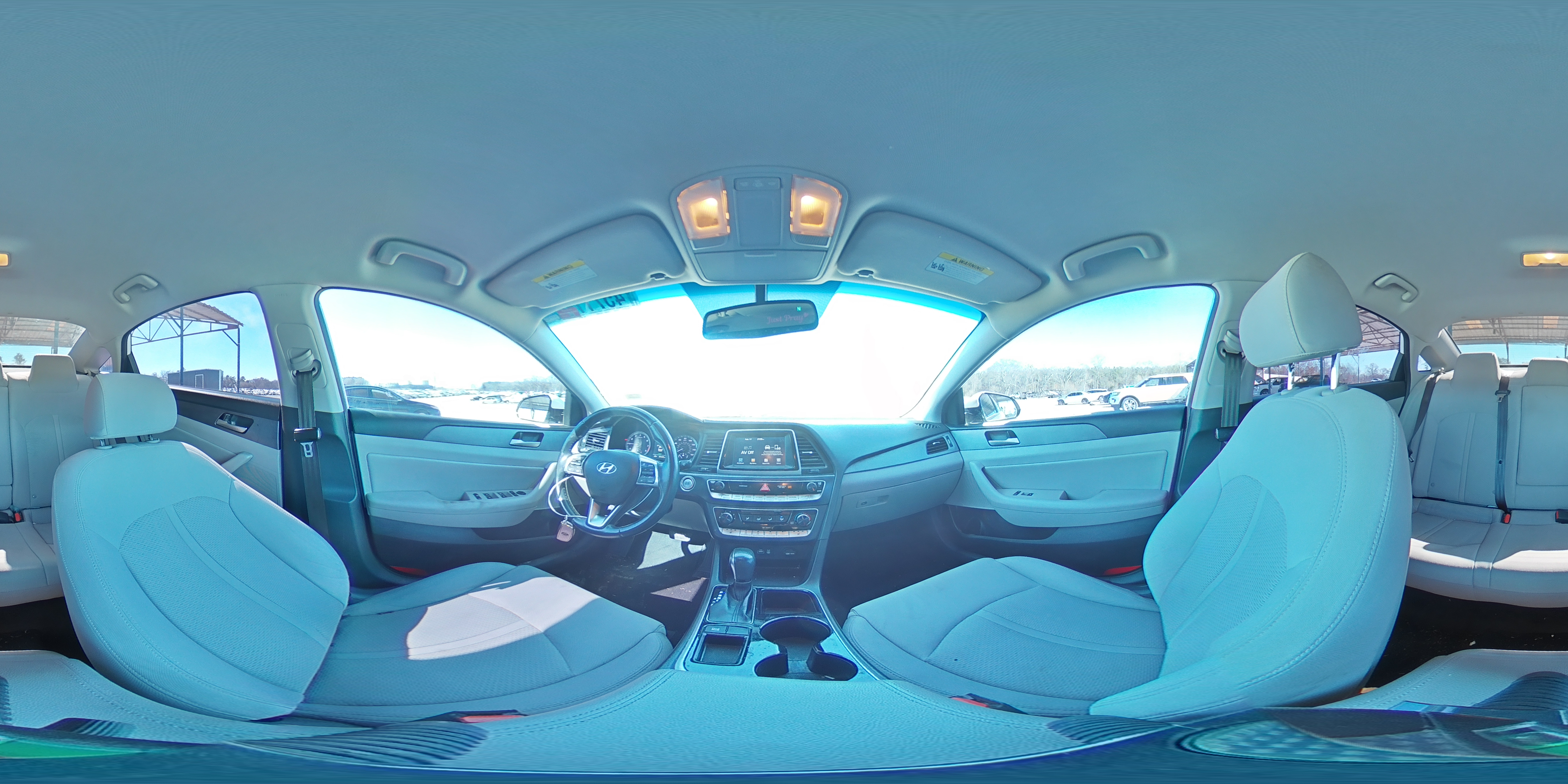 2018 Hyundai Sonata - Image 12