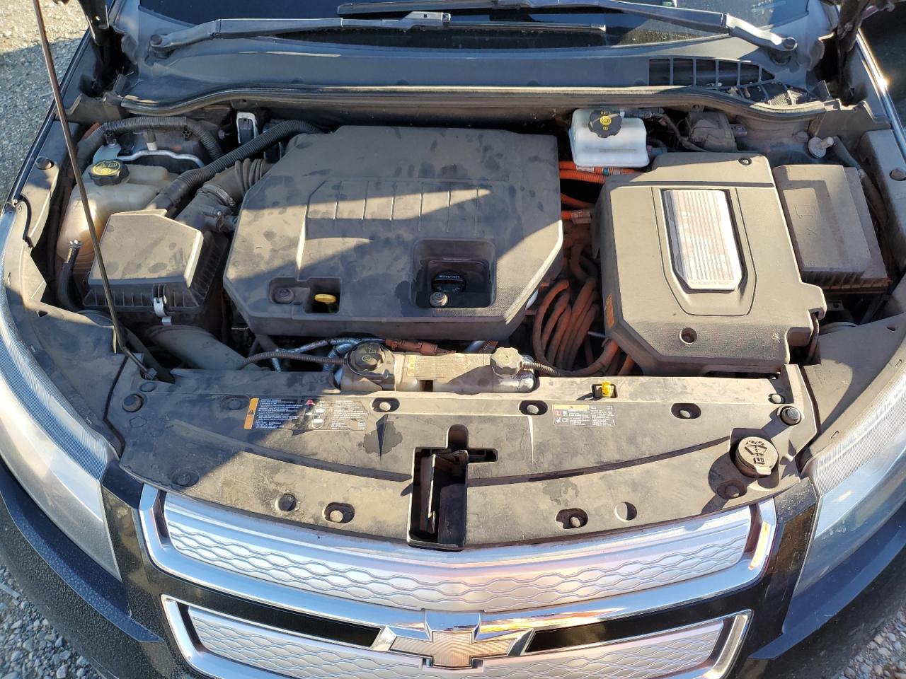 2014 Chevrolet Volt - Image 11