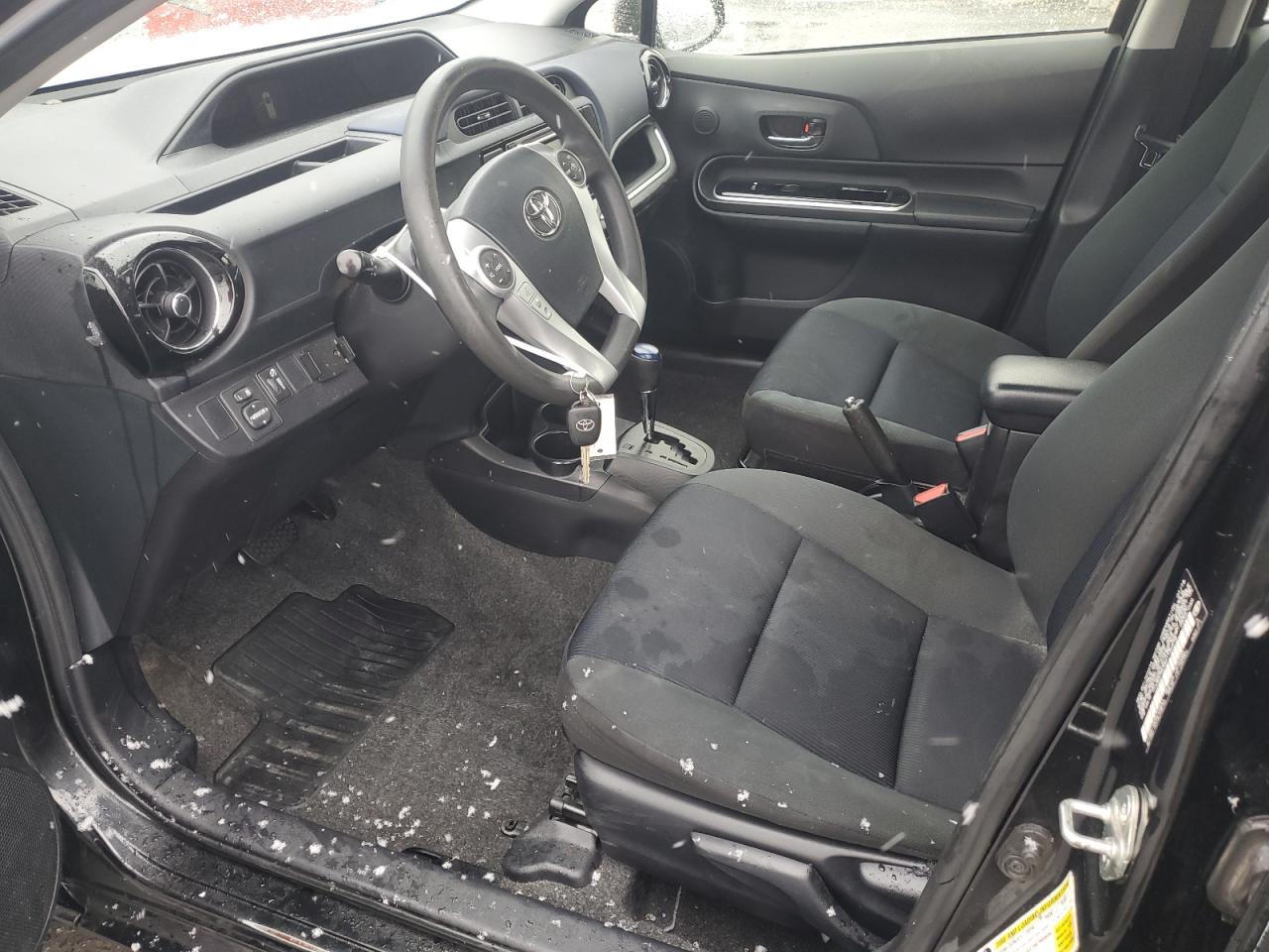 2016 Toyota Prius - Image 7