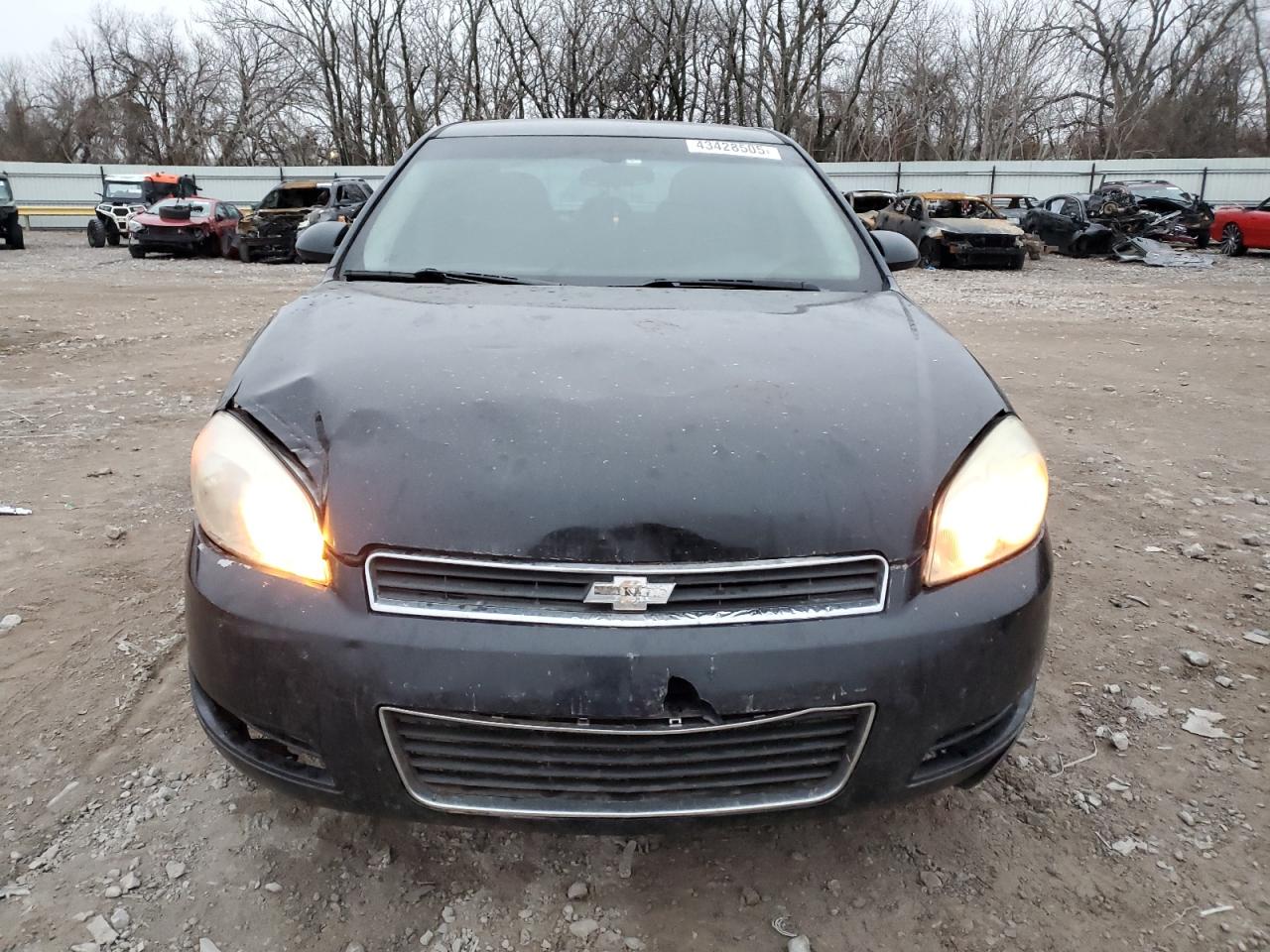 2010 Chevrolet Impala - Image 5
