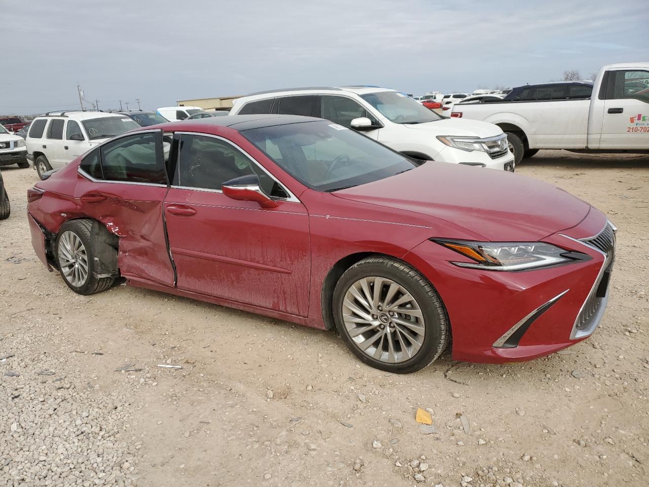 2020 Lexus ES - Image 4