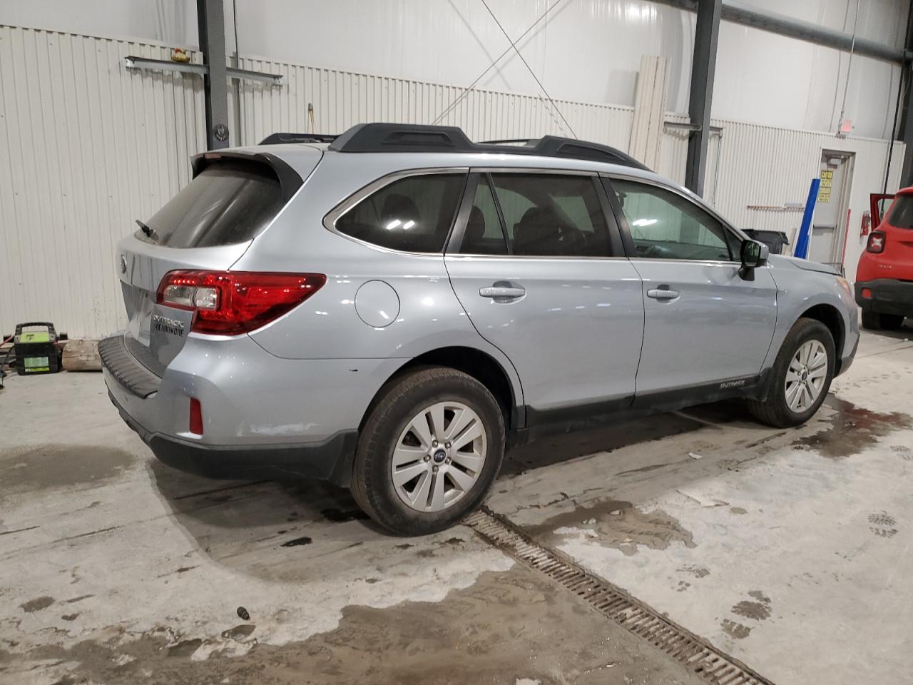 2015 Subaru Outback - Image 3