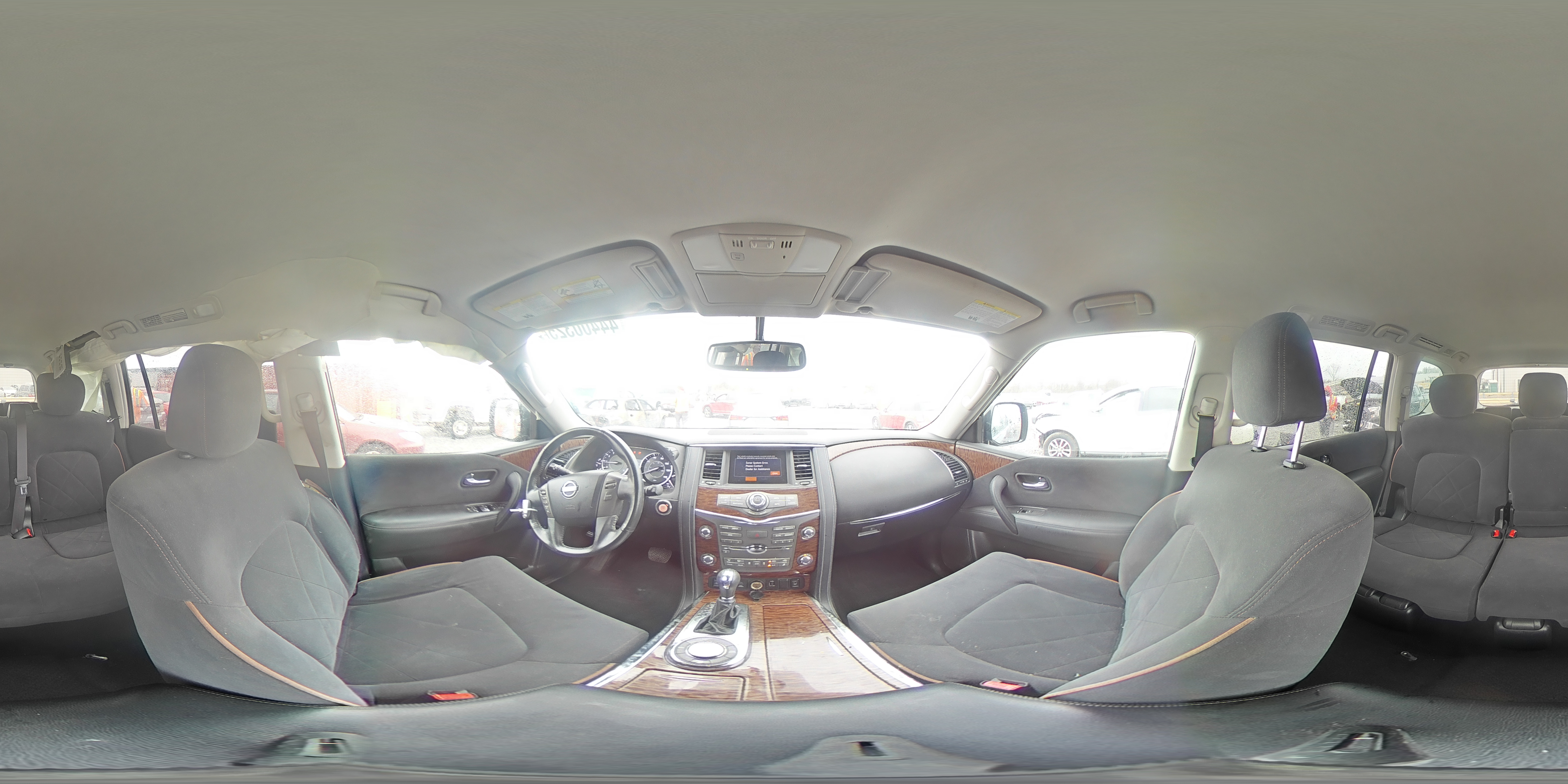 2018 Nissan Armada - Image 15