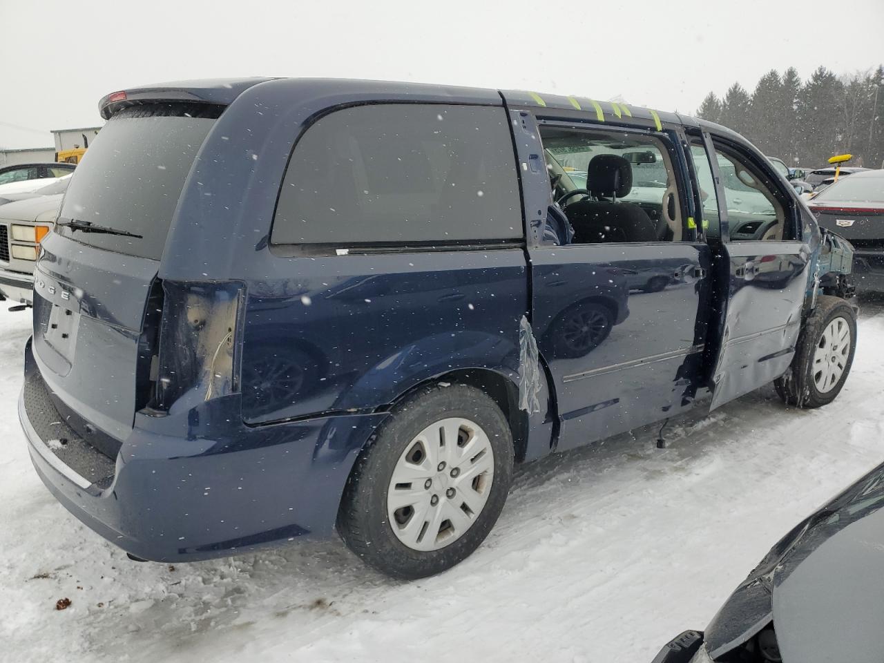 2015 Dodge Caravan - Image 3