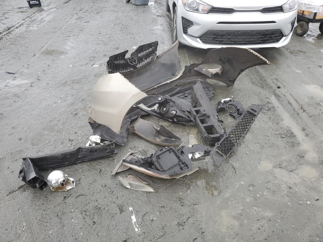2008 Toyota Sienna - Image 13