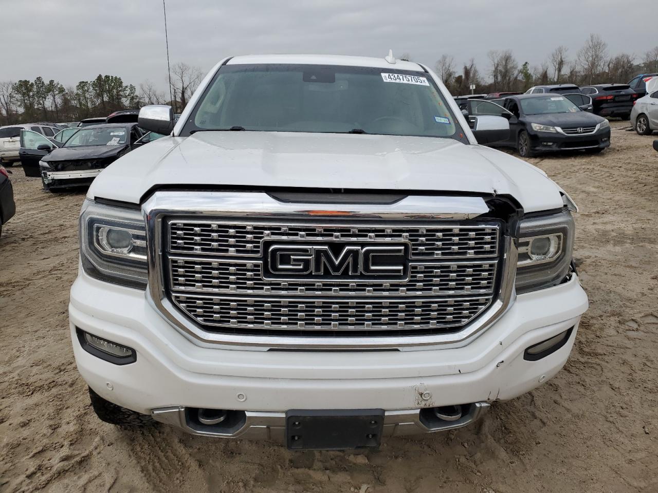 2018 GMC Sierra - Image 5