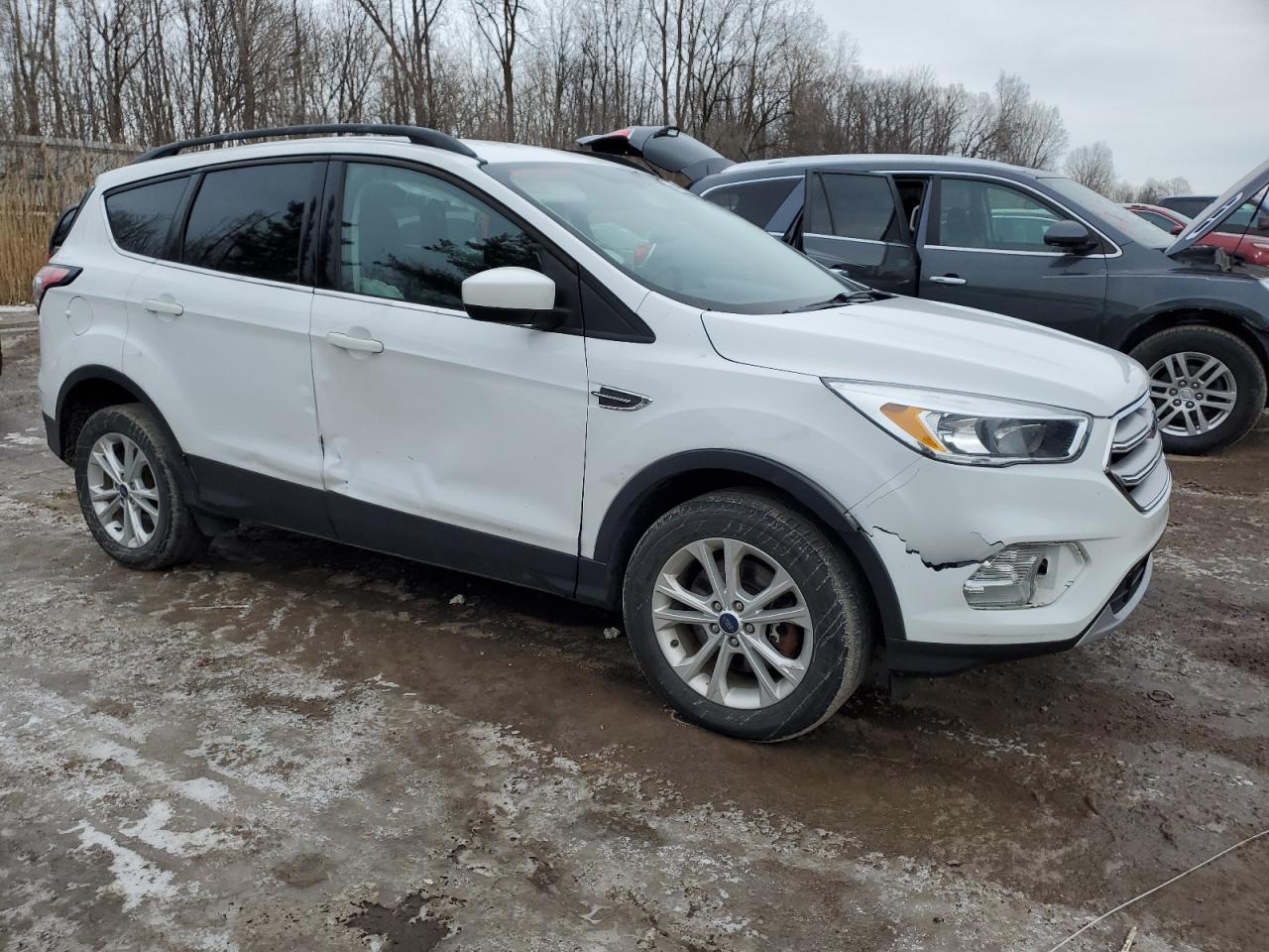 2018 Ford Escape - Image 4