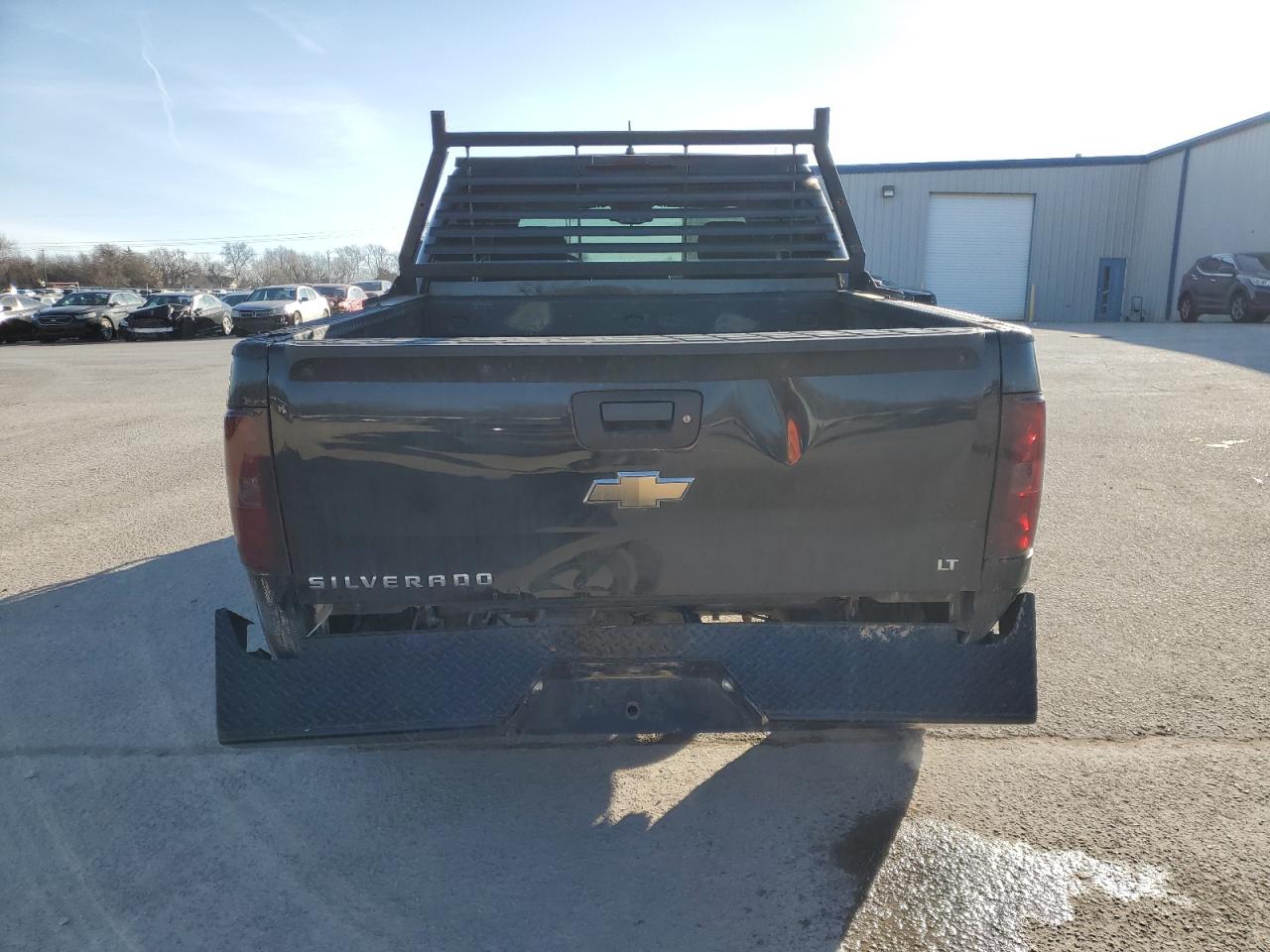 2009 Chevrolet Silverado - Image 6