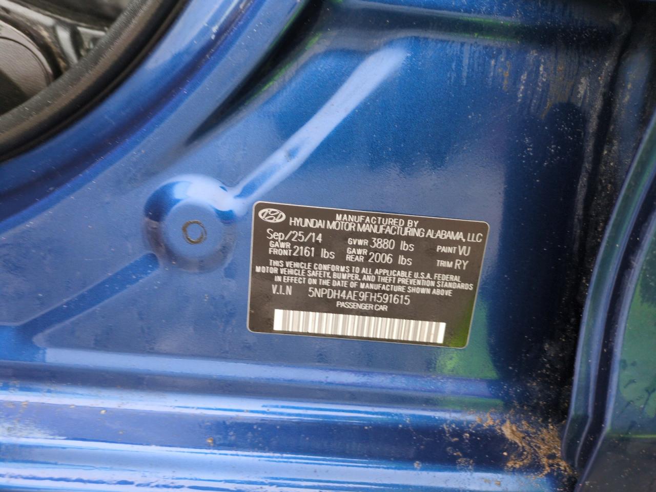 2015 Hyundai Elantra - Image 13
