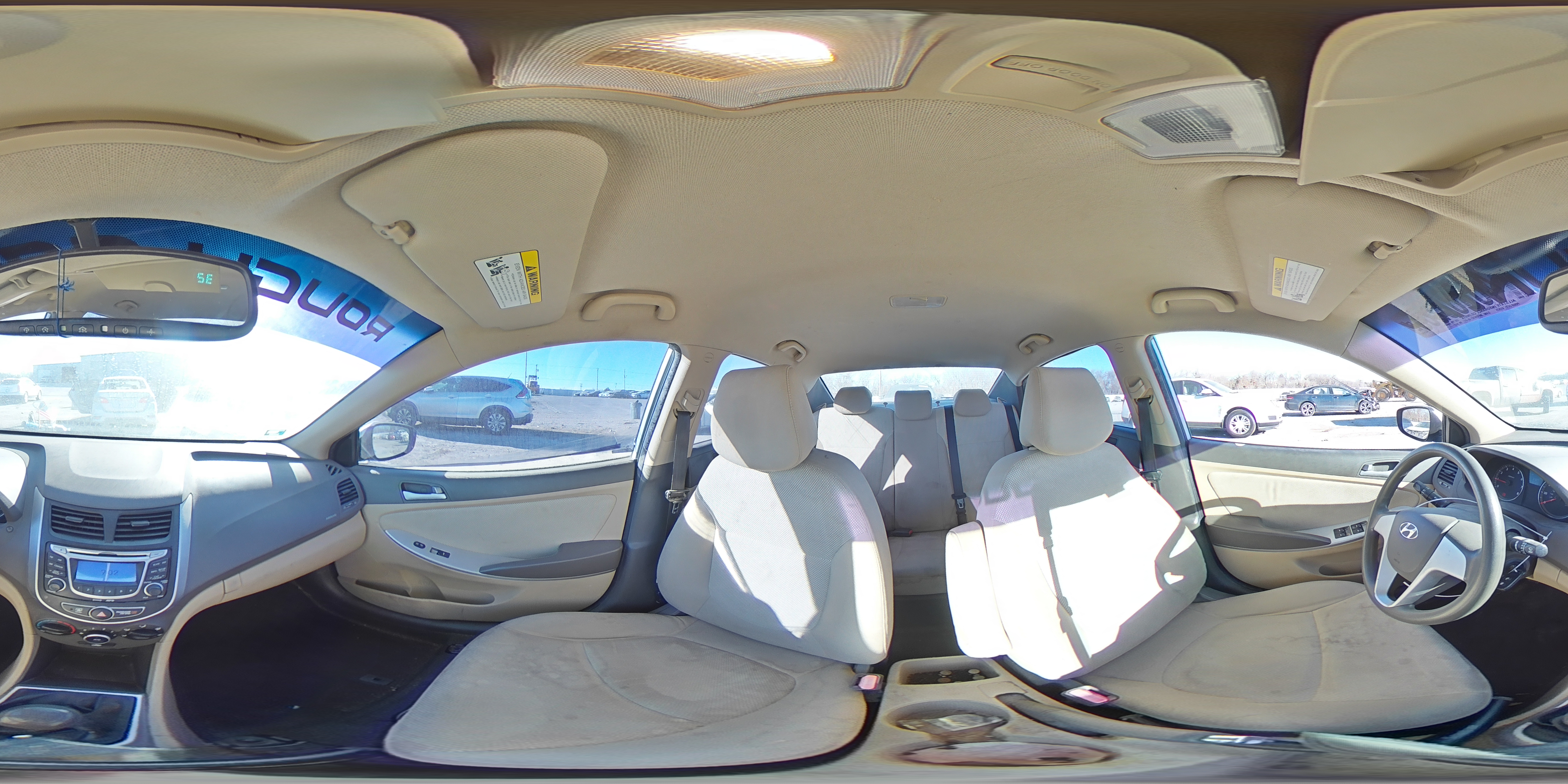 2013 Hyundai Accent - Image 12