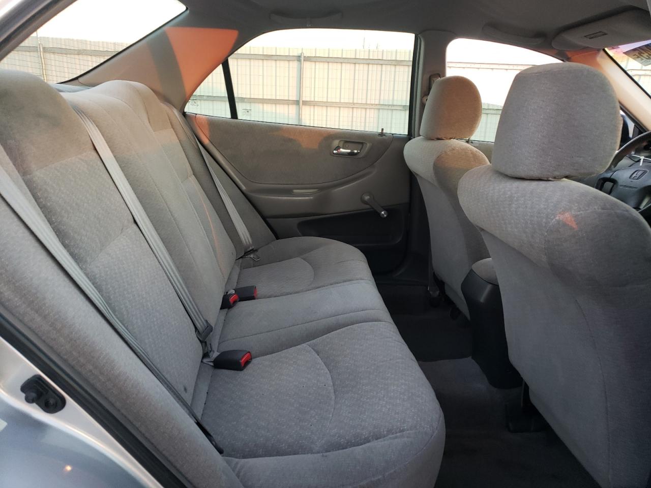 2001 Honda Accord - Image 10