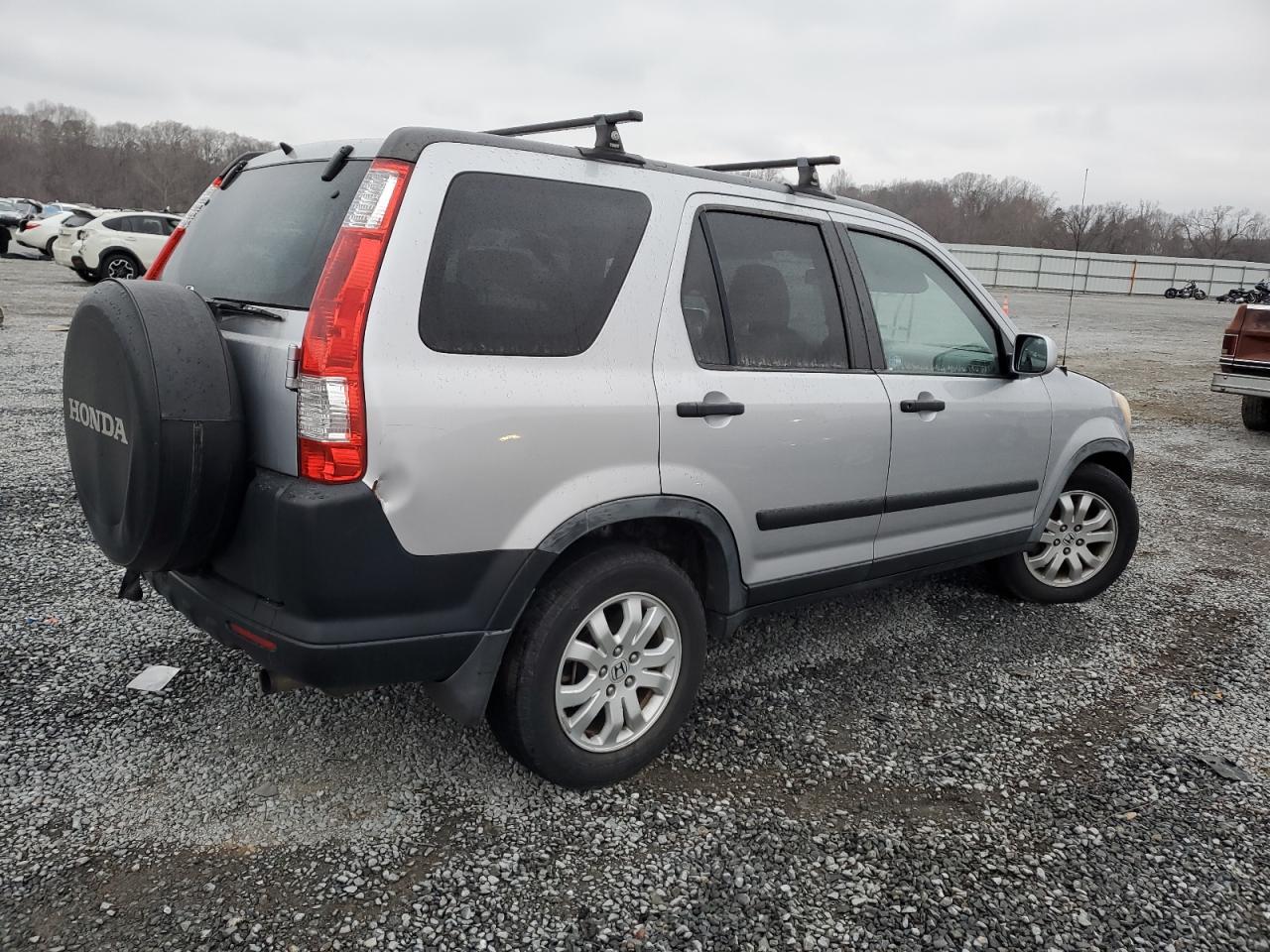 2005 Honda CR-V - Image 3