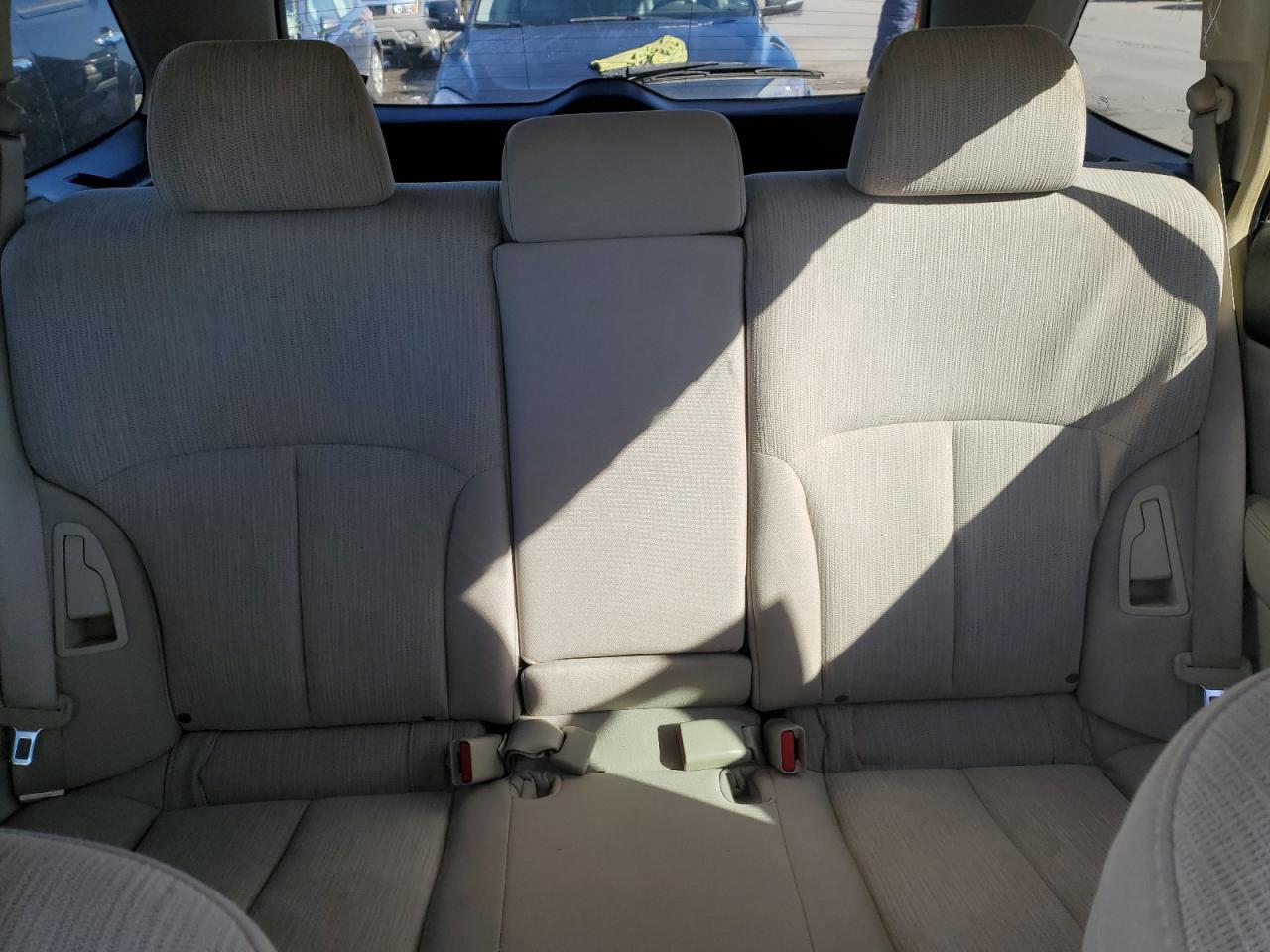 2013 Subaru Outback - Image 10