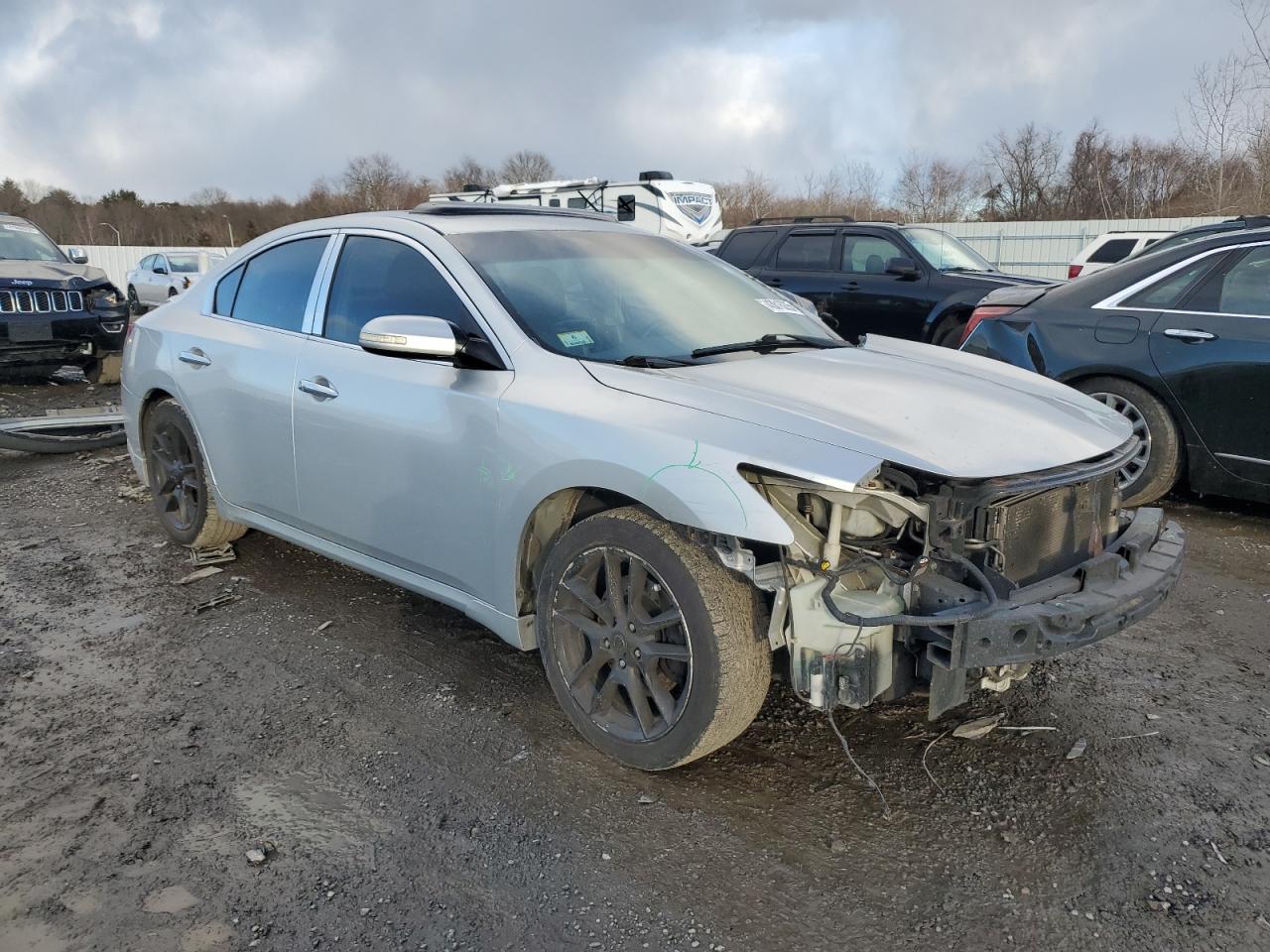 2009 Nissan Maxima - Image 4