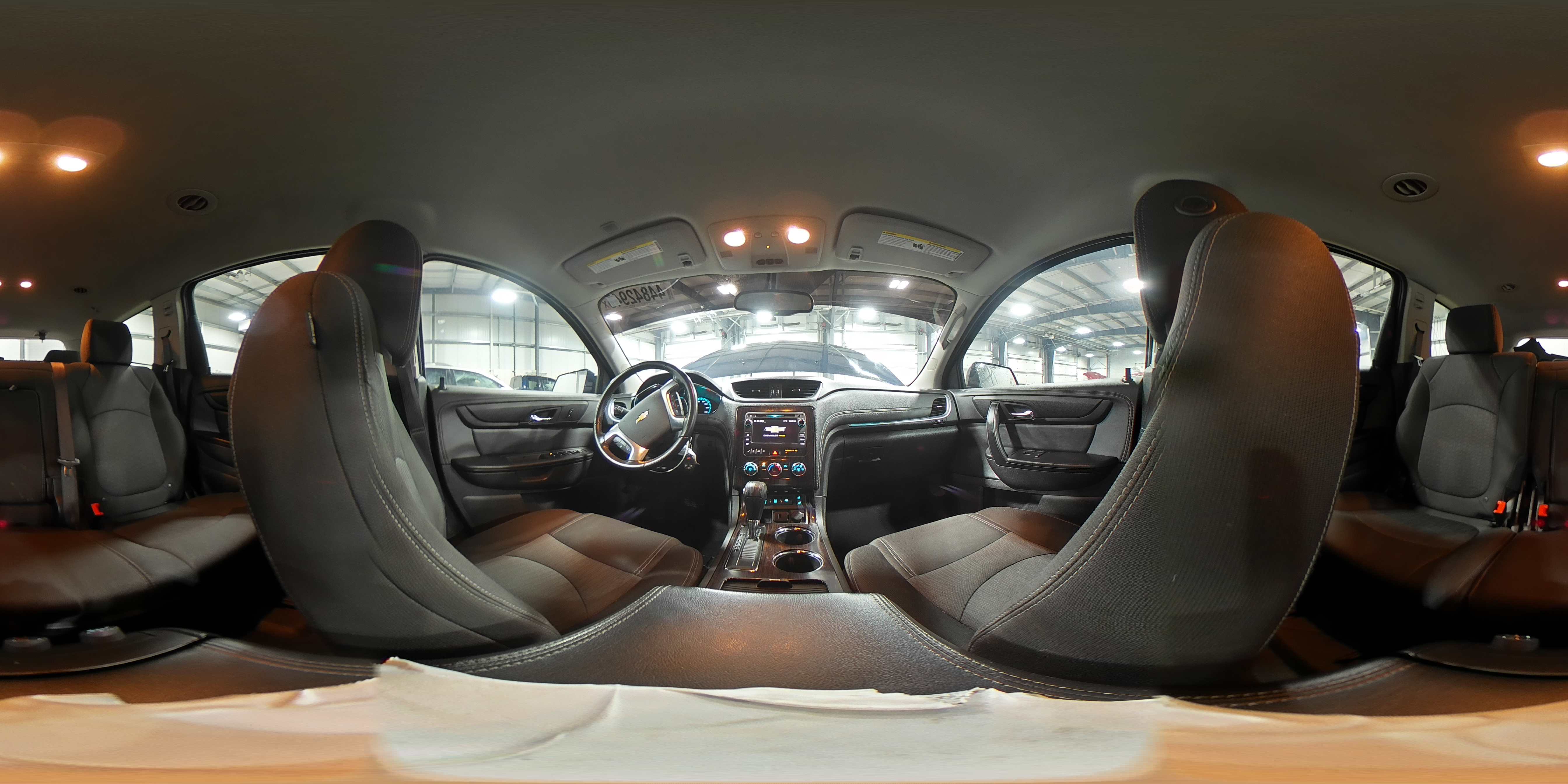 2017 Chevrolet Traverse - Image 15