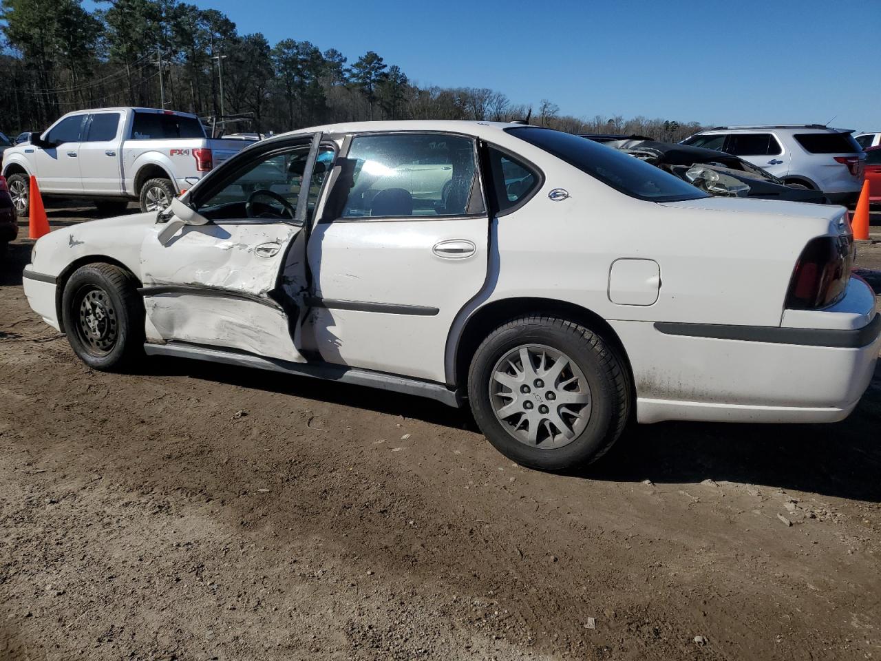 2005 Chevrolet Impala - Image 2