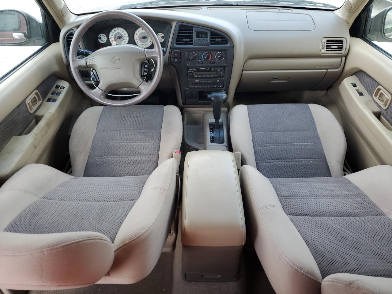 2001 Nissan Pathfinder - Image 9