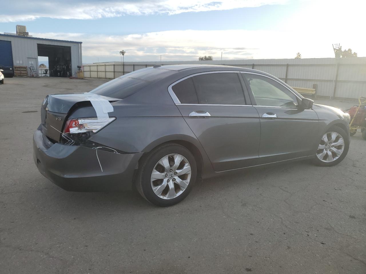 2009 Honda Accord - Image 3
