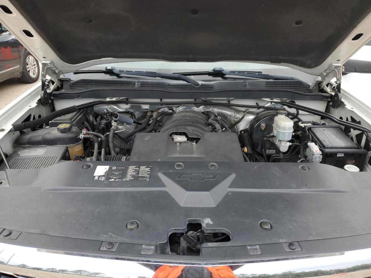 2015 Chevrolet Silverado - Image 12