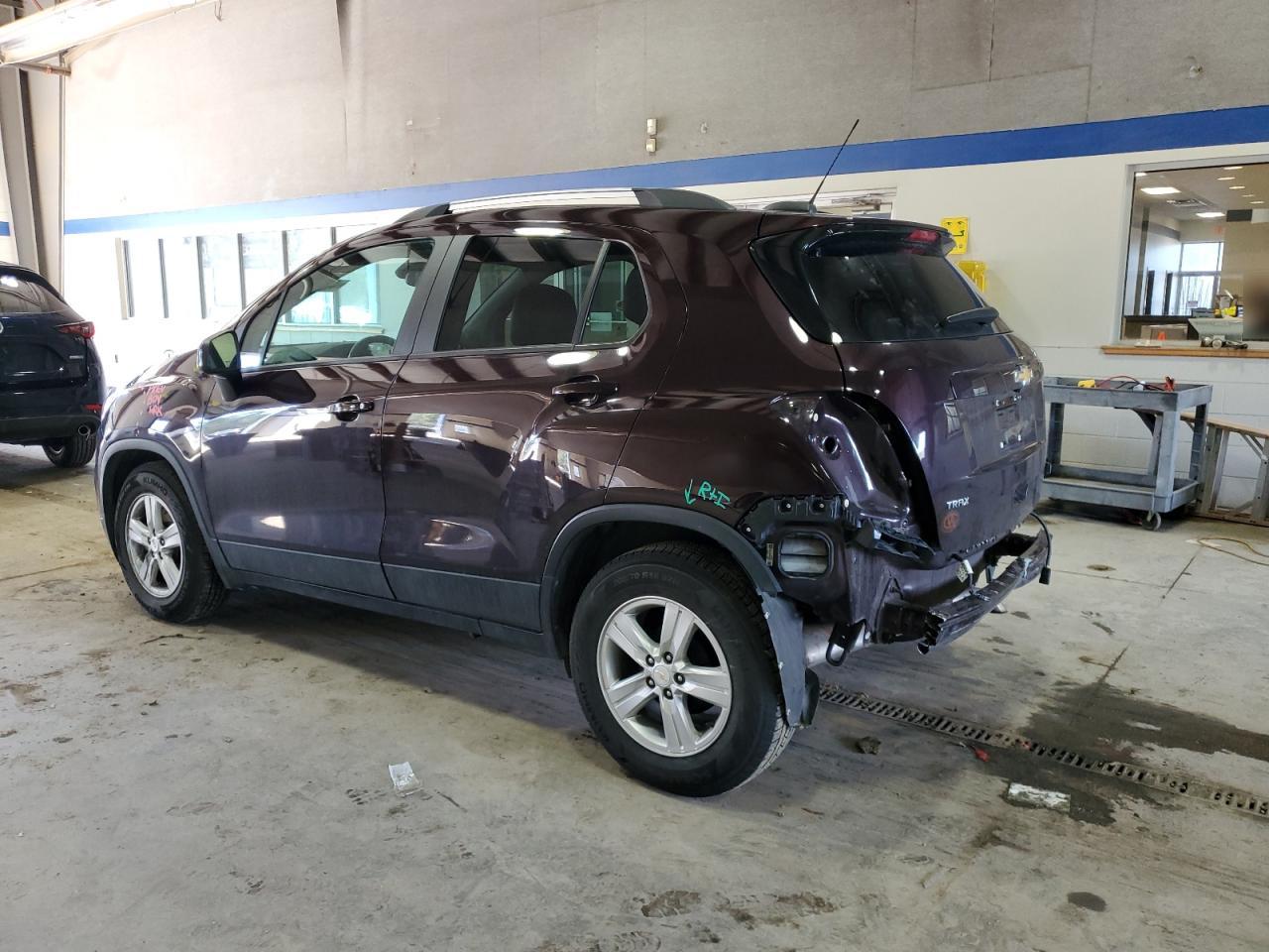 2021 Chevrolet Trax - Image 2