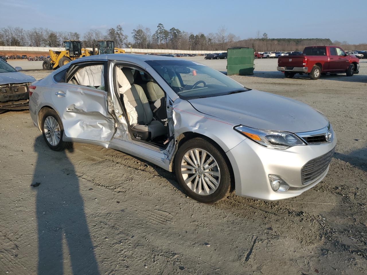 2014 Toyota Avalon - Image 4