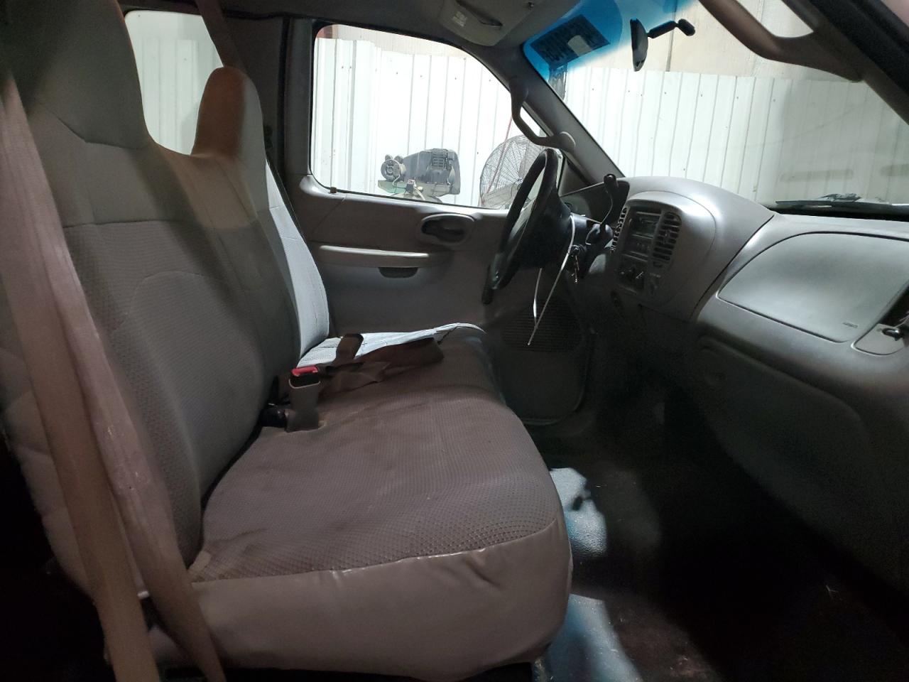 2000 Ford F-150 - Image 10