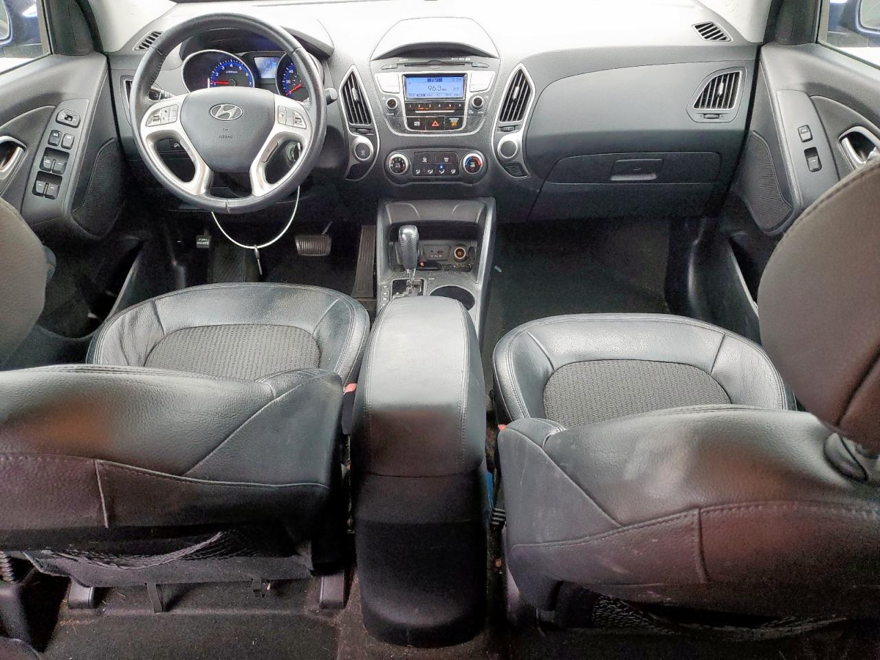 2012 Hyundai Tucson - Image 8
