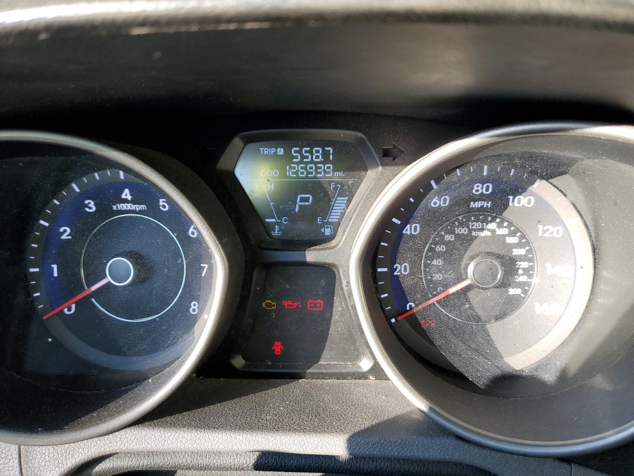2012 Hyundai Elantra - Image 9
