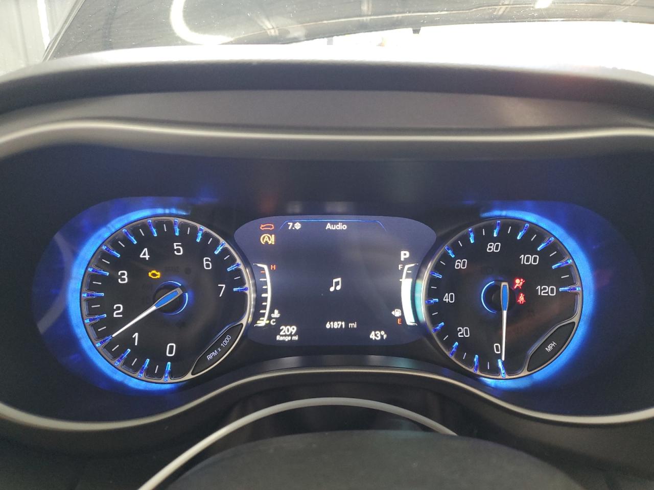 2022 Chrysler Pacifica - Image 9