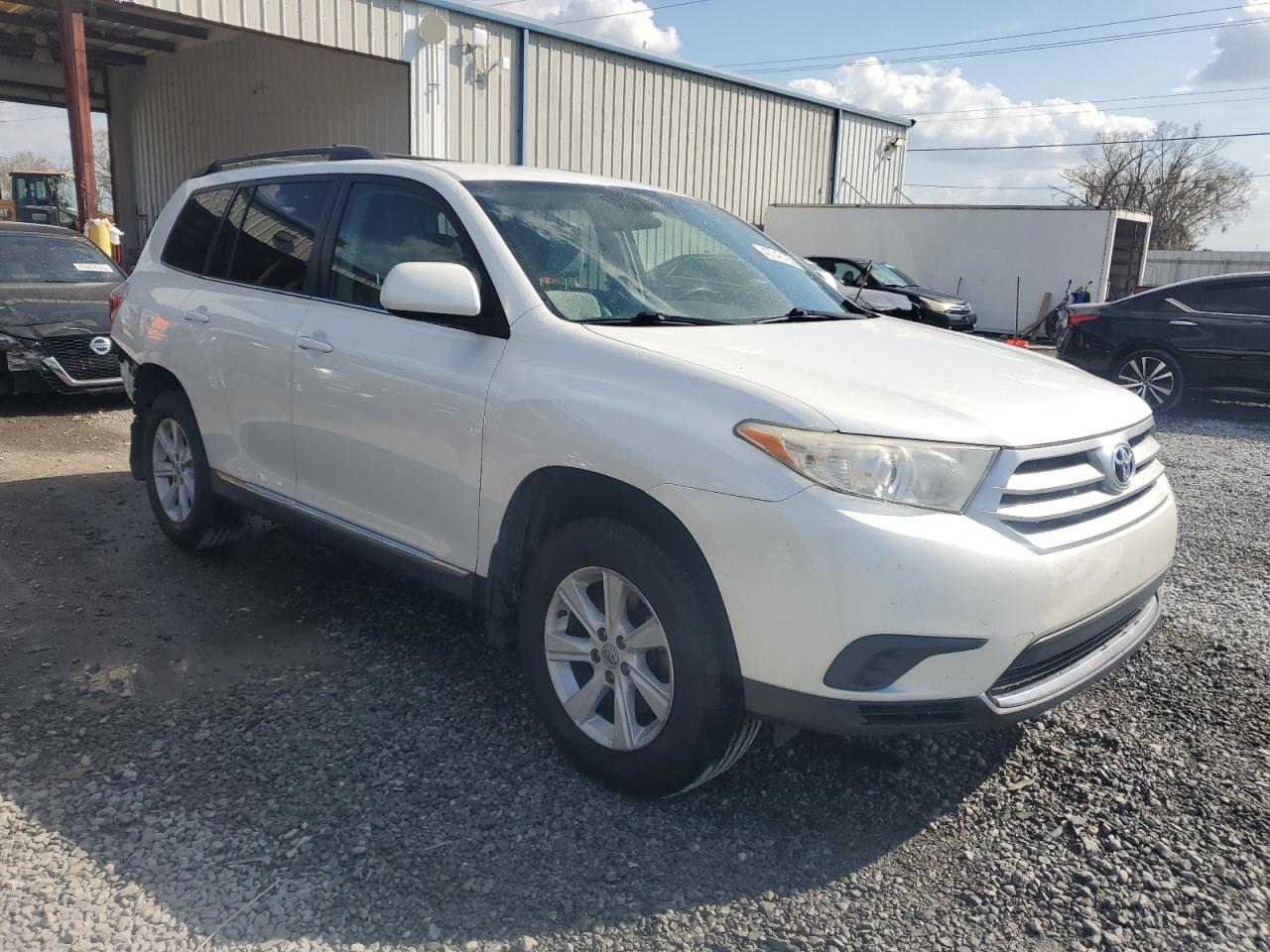 2013 Toyota Highlander - Image 4