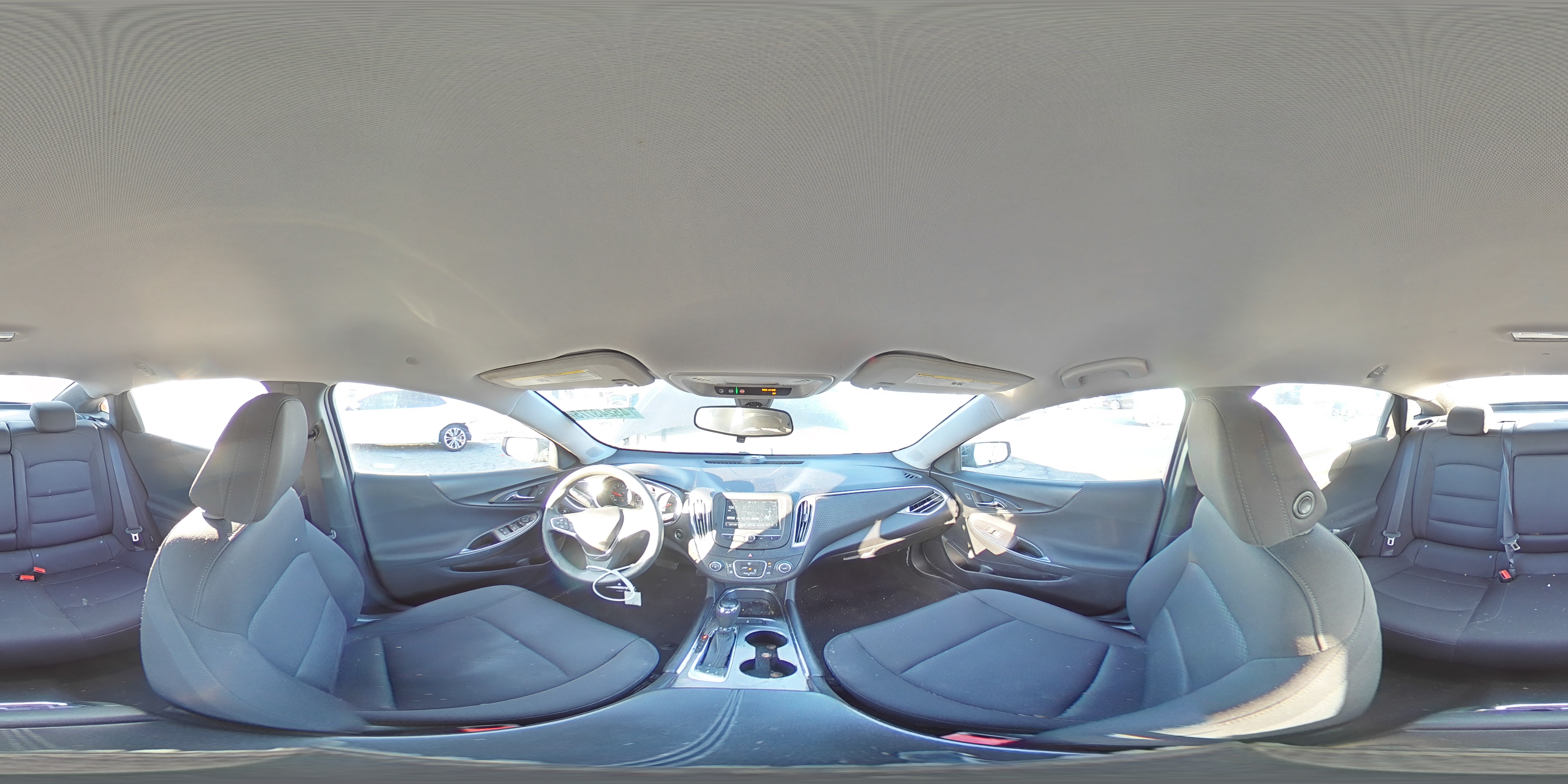 2018 Chevrolet Malibu - Image 12
