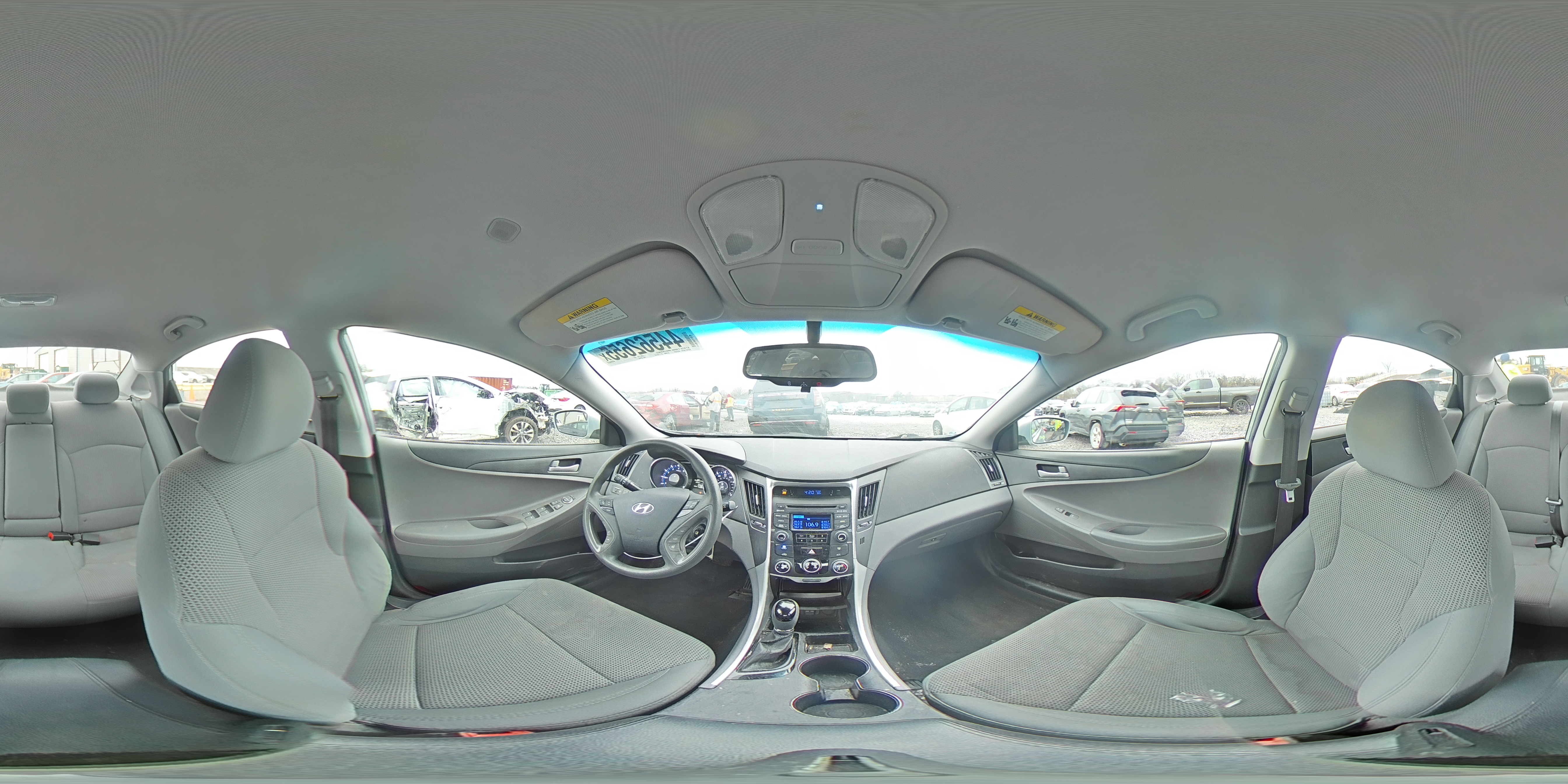 2014 Hyundai Sonata - Image 14
