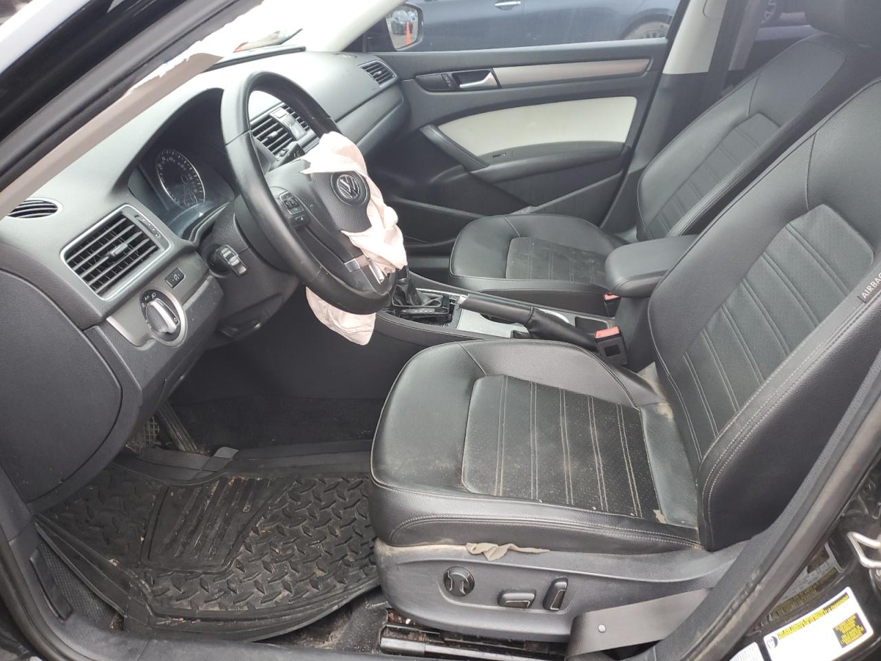 2015 Volkswagen Passat - Image 7