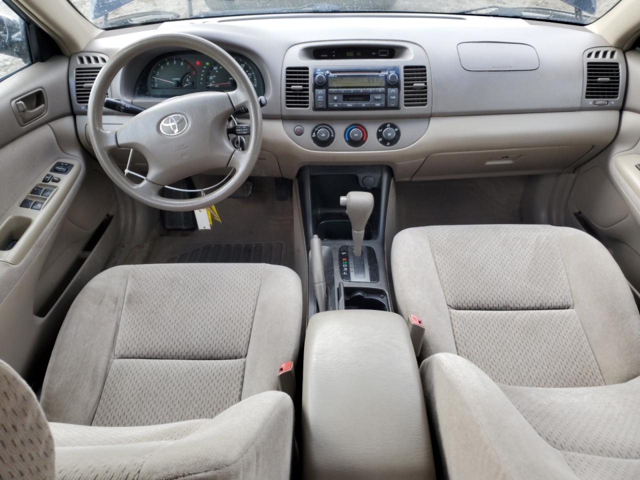 2004 Toyota Camry - Image 8