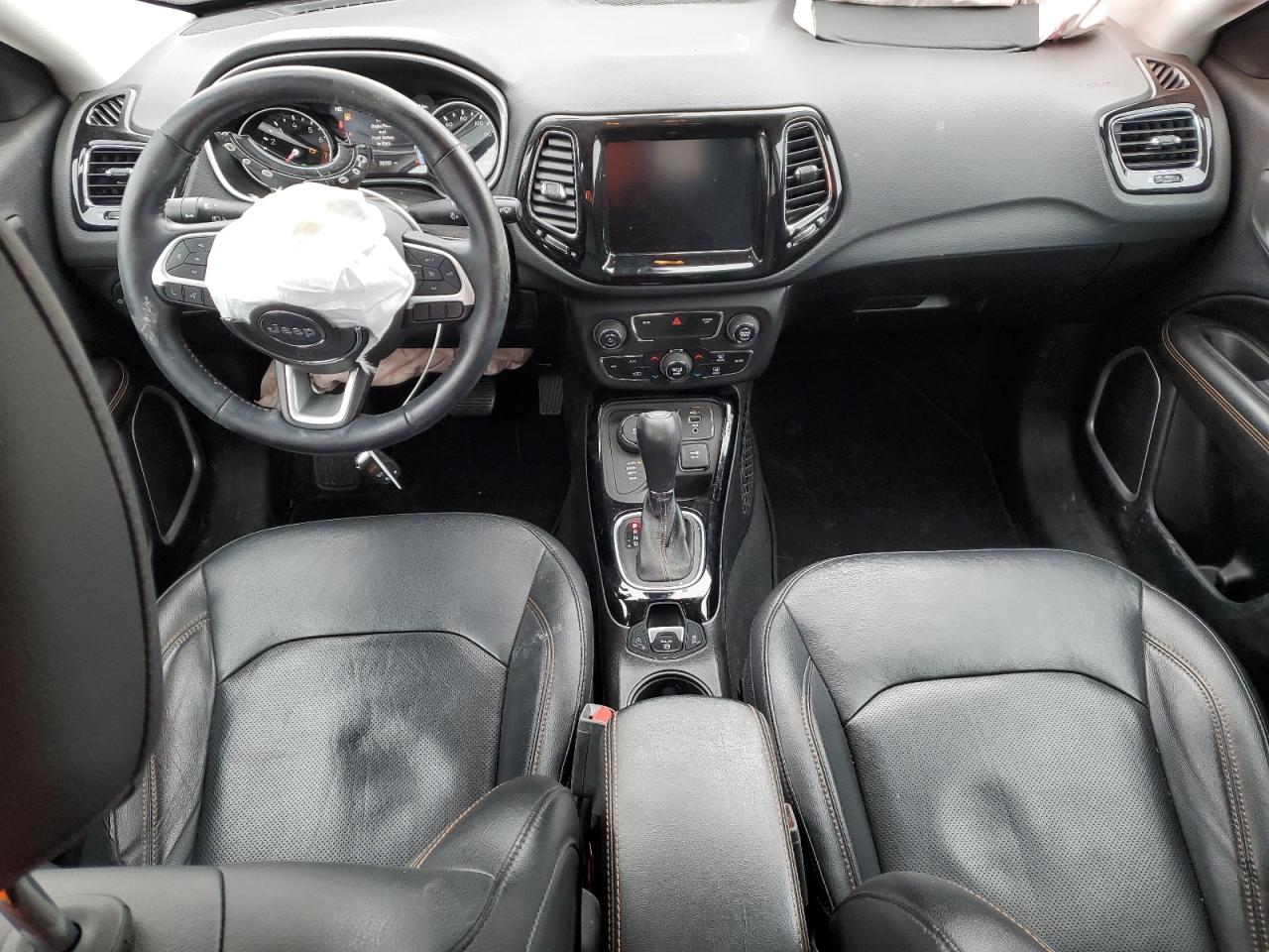 2019 Jeep Compass - Image 8