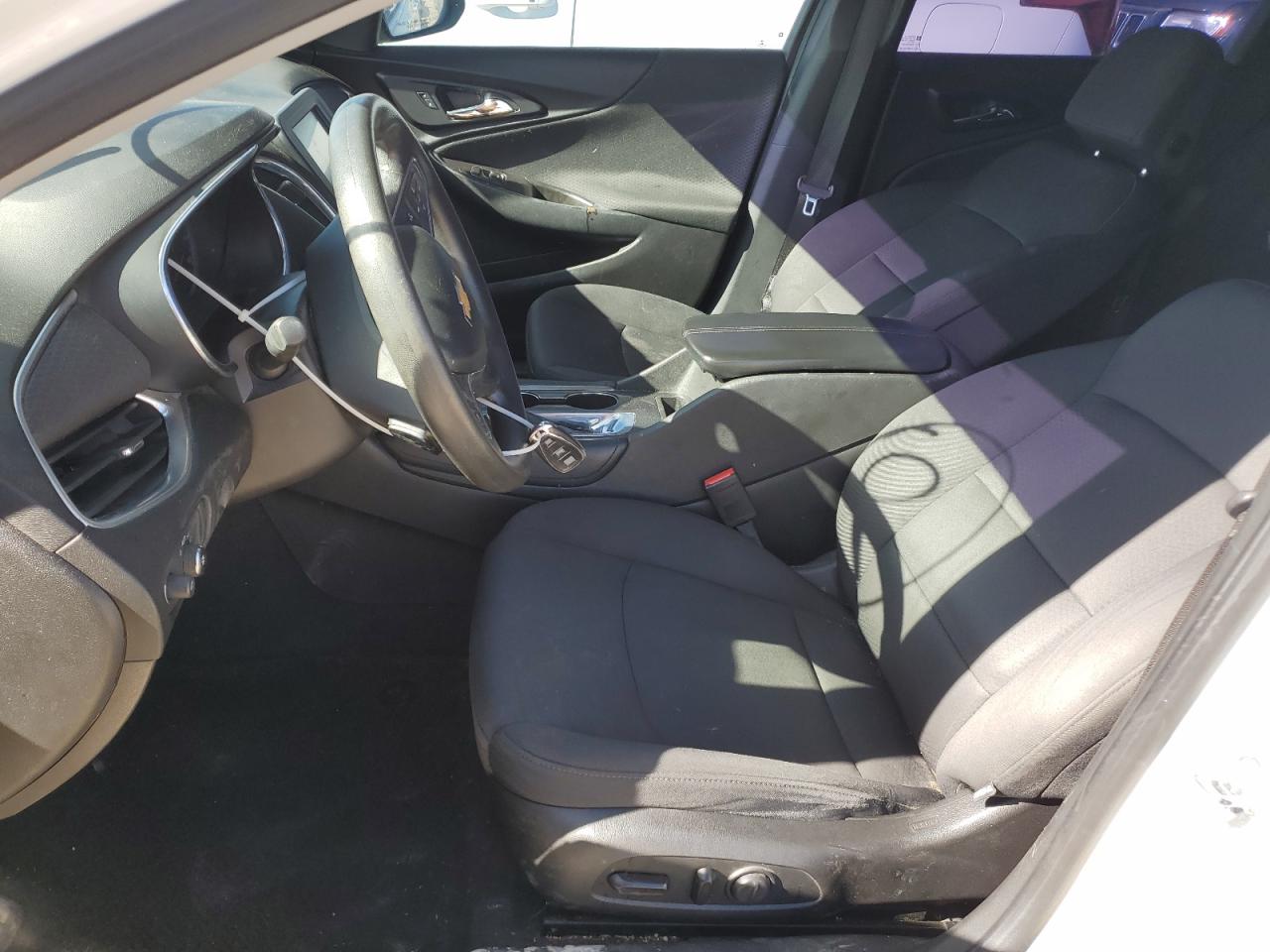 2016 Chevrolet Malibu - Image 7