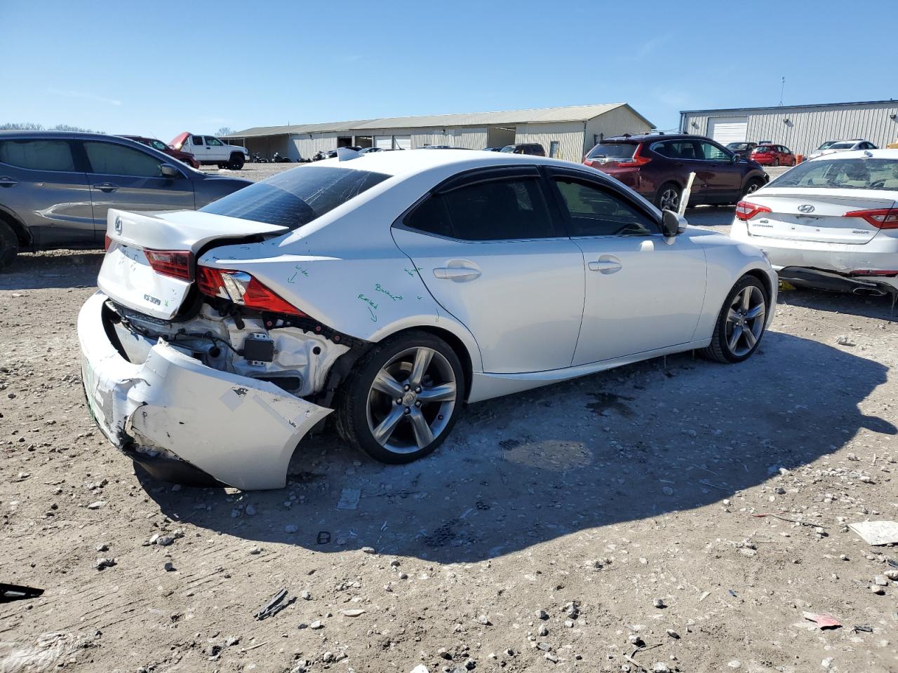 2016 Lexus IS - Image 3