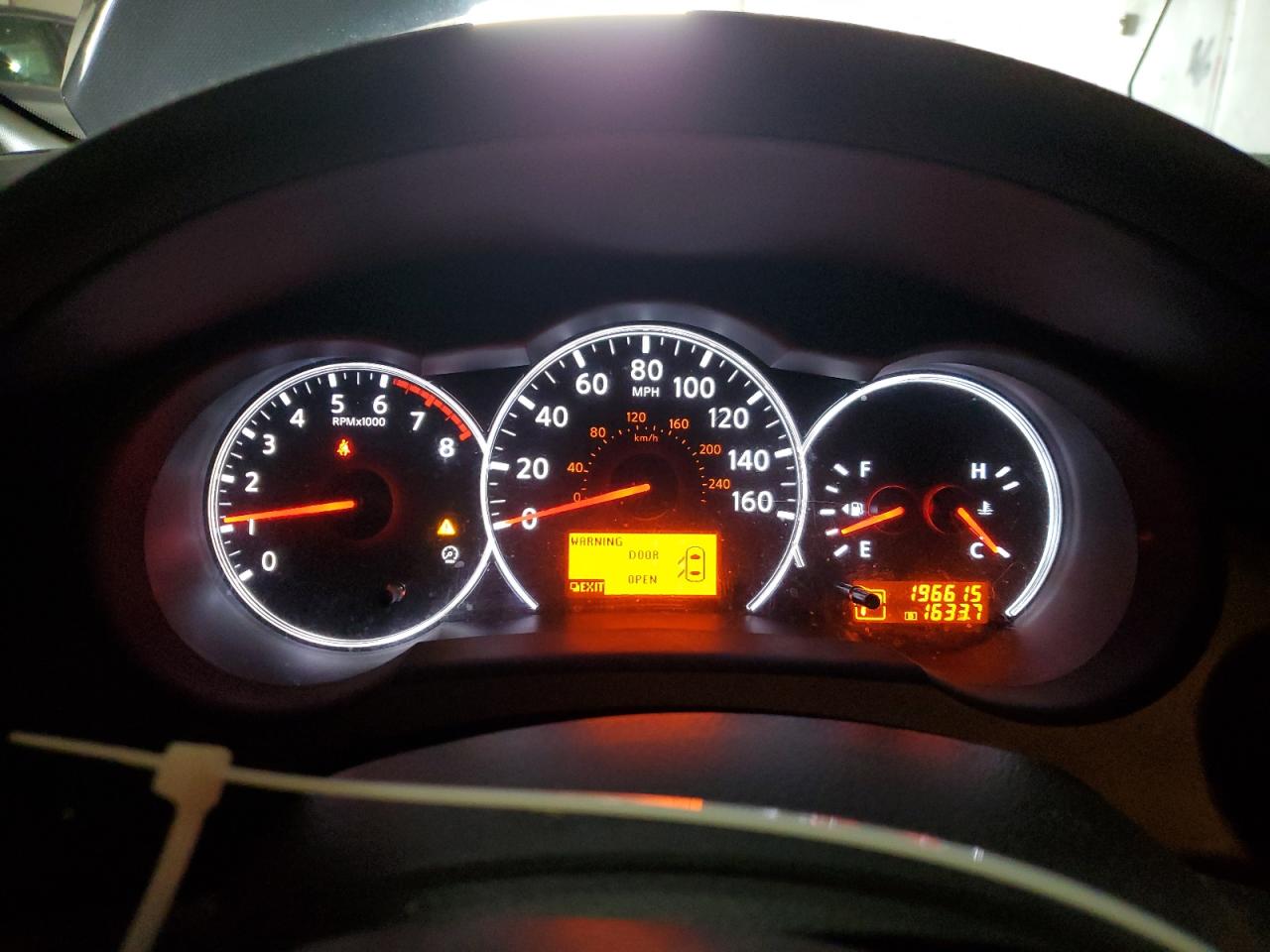 2010 Nissan Altima - Image 9