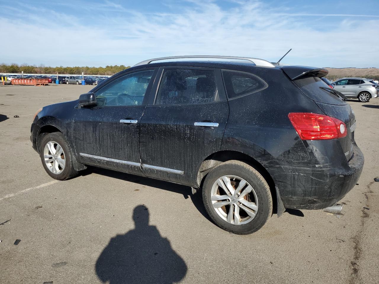 2012 Nissan Rogue - Image 2