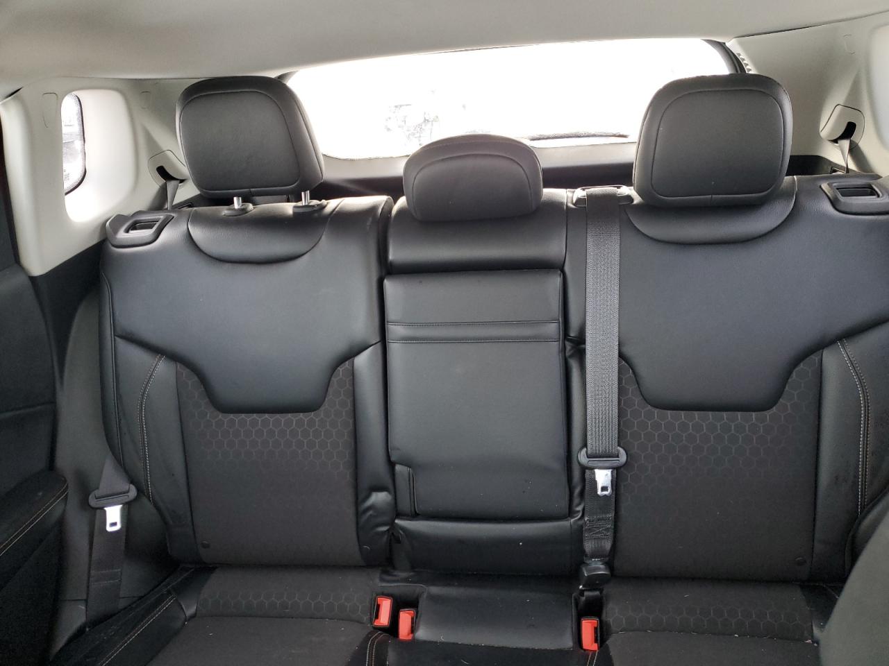 2017 Jeep Compass - Image 10