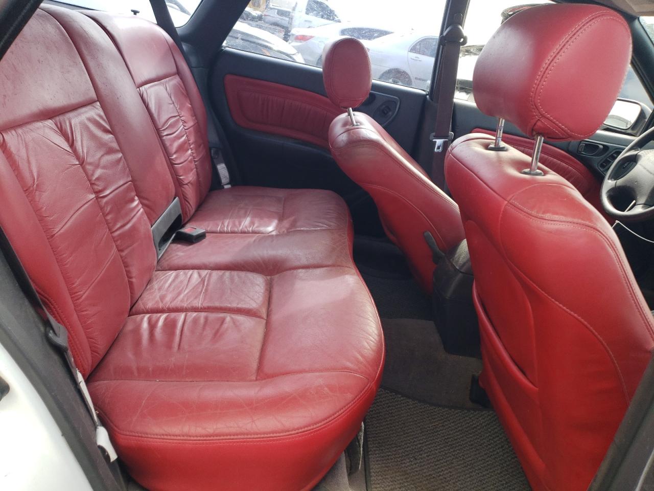 1996 Subaru Legacy - Image 11