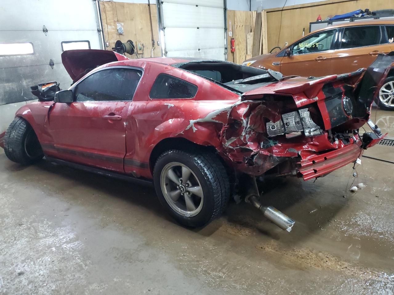 2008 Ford Mustang - Image 2