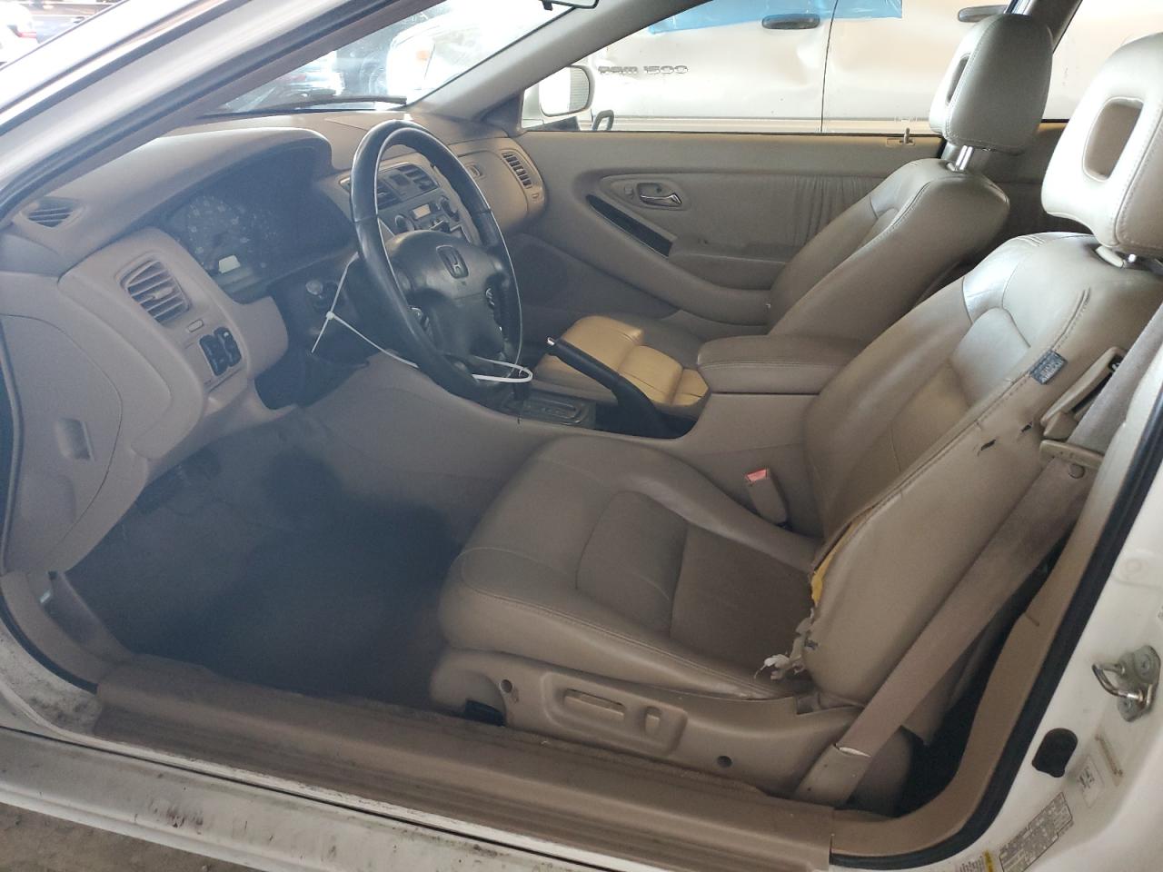 2001 Honda Accord - Image 7