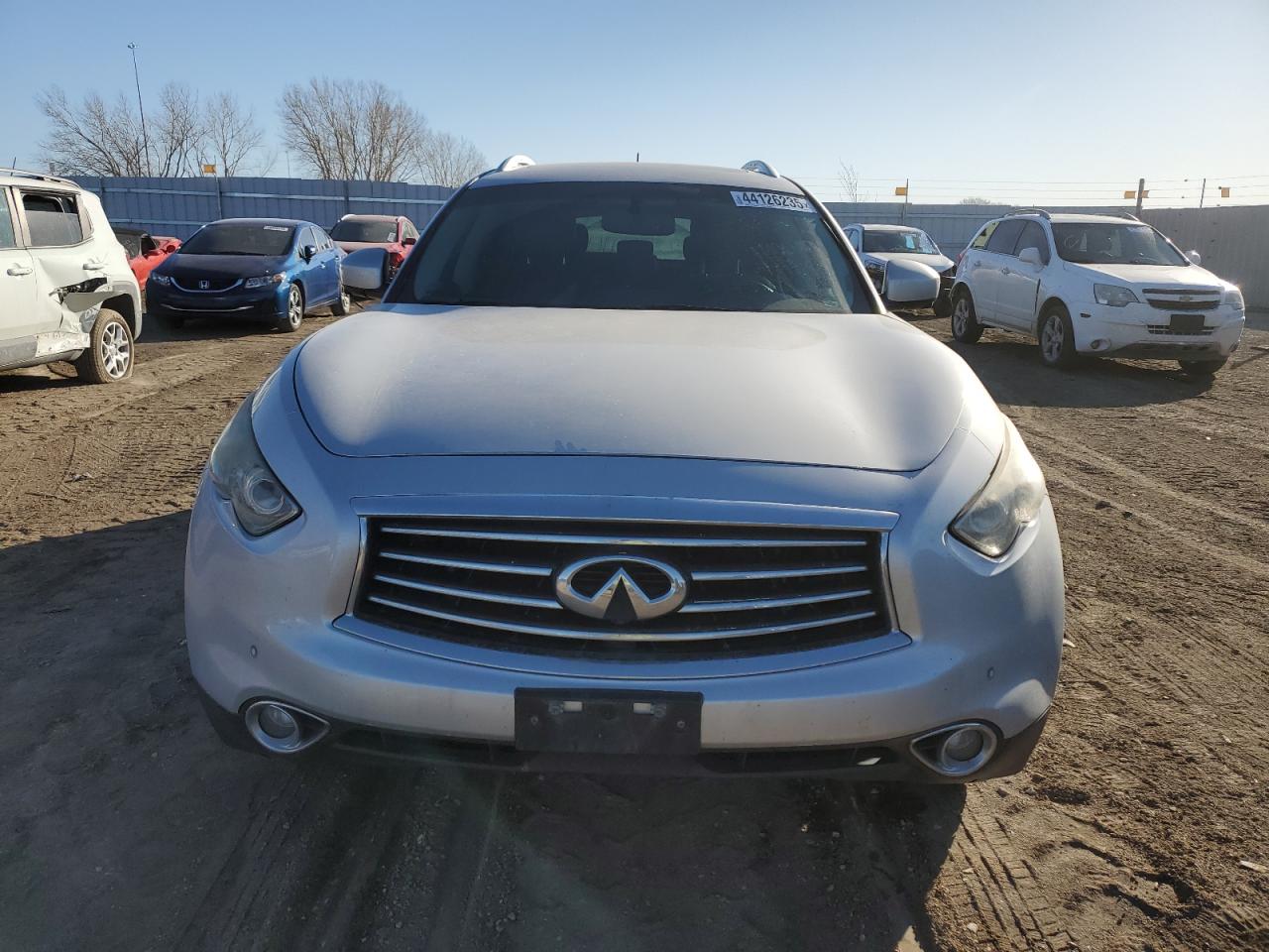 2015 Infiniti QX70 - Image 5
