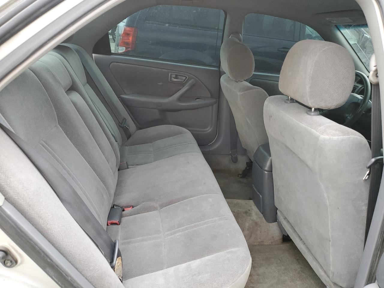 2001 Toyota Camry - Image 10
