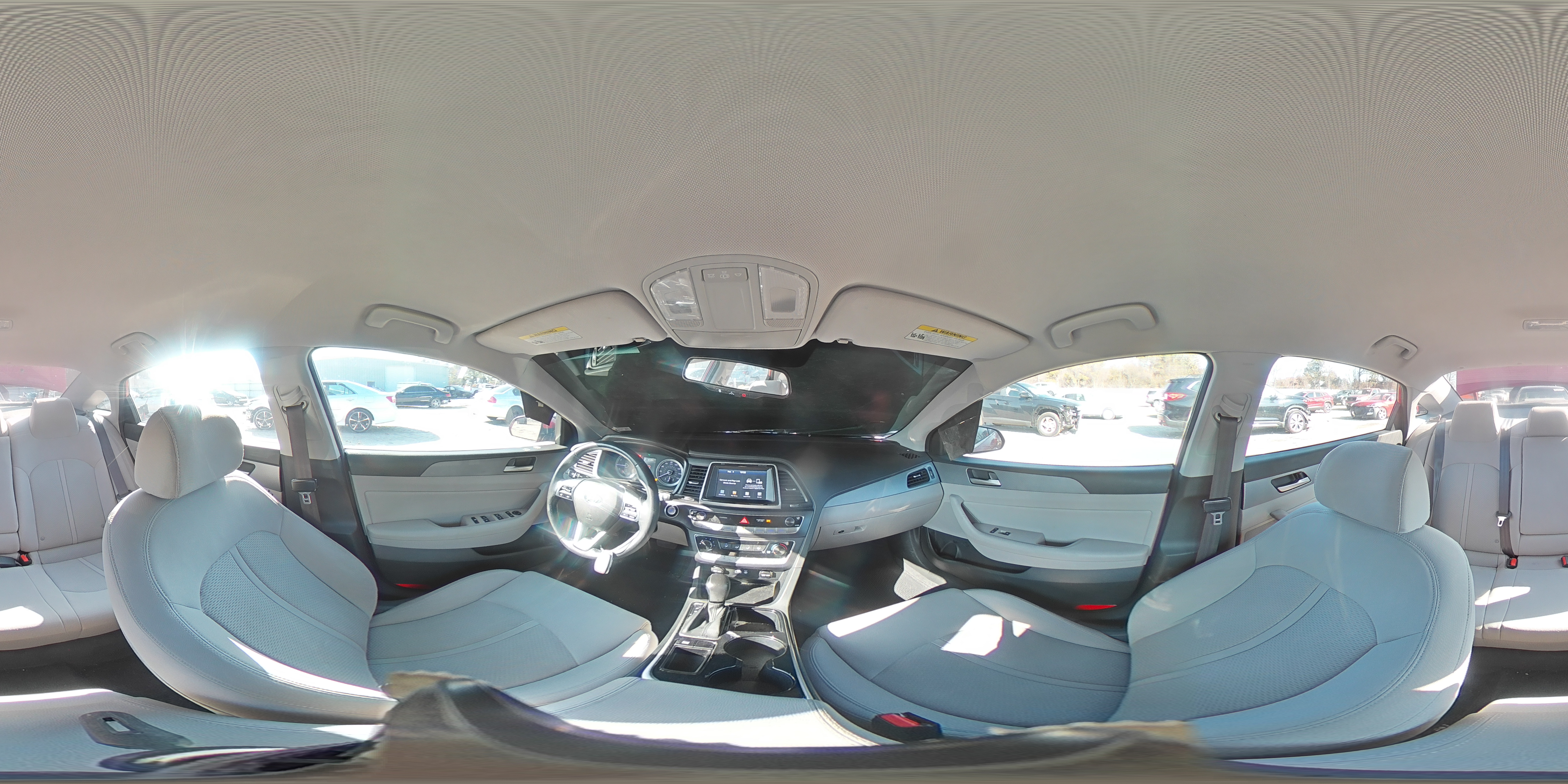 2018 Hyundai Sonata - Image 13