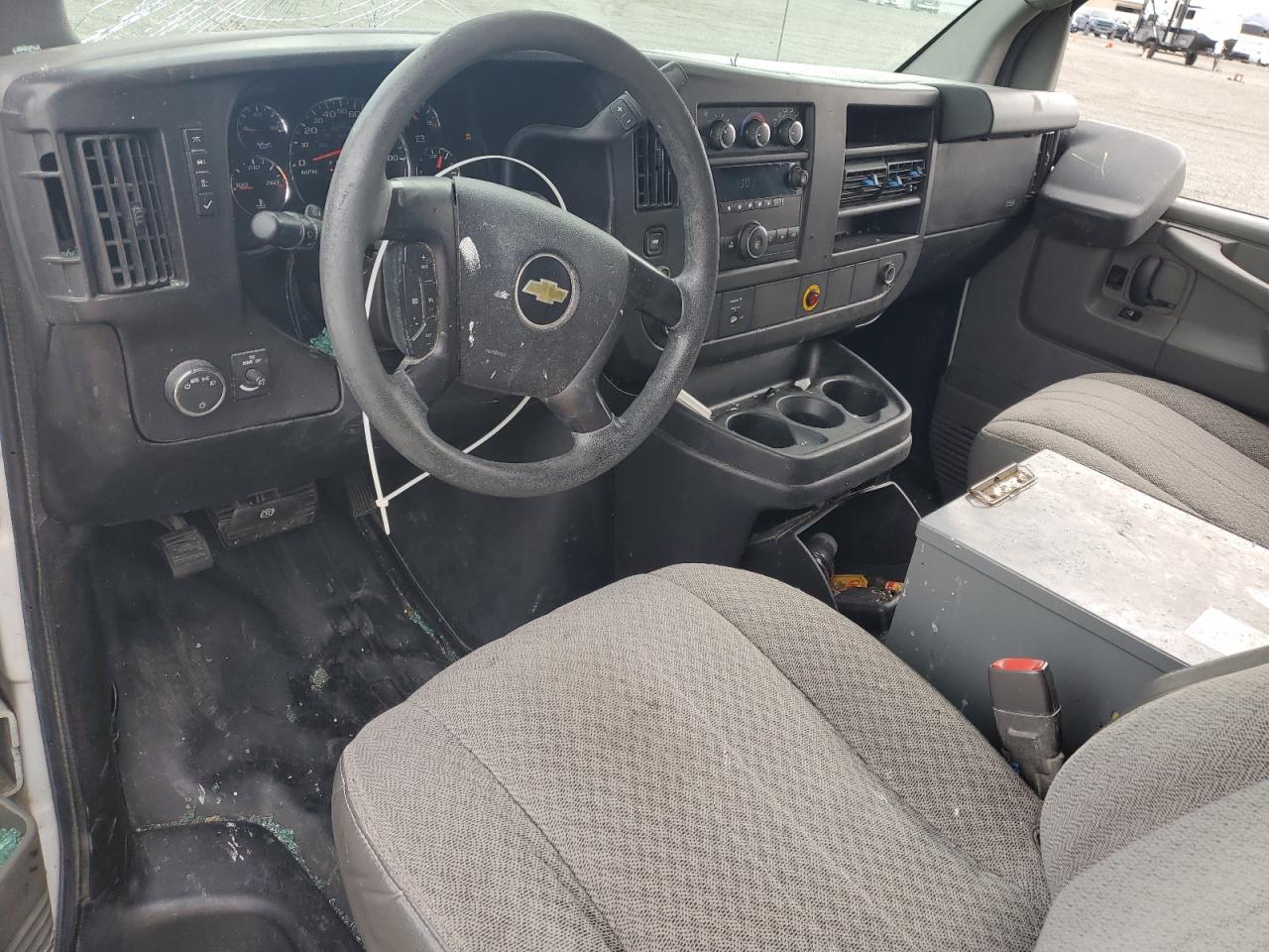 2014 Chevrolet Express - Image 8