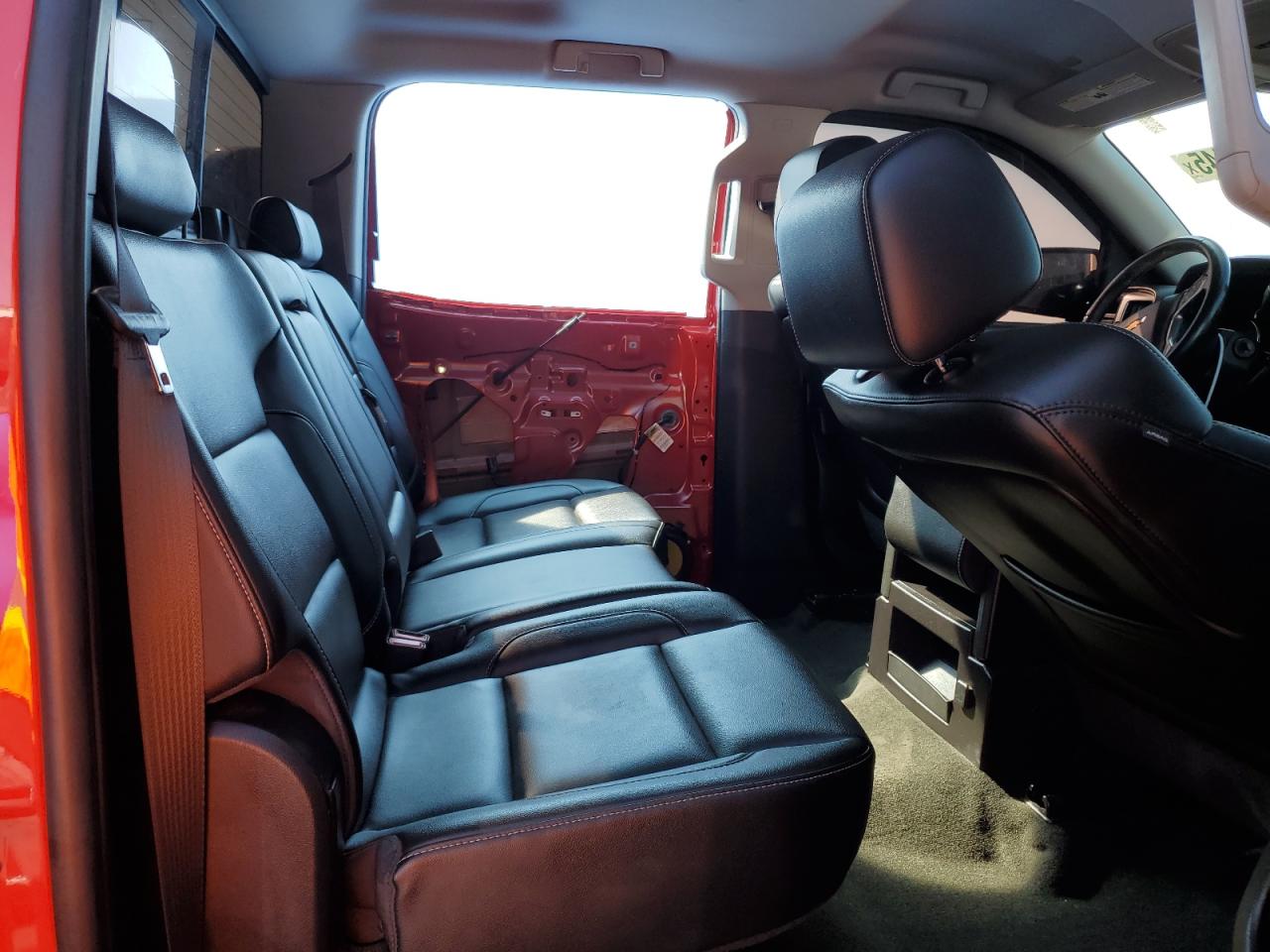 2014 Chevrolet Silverado - Image 10