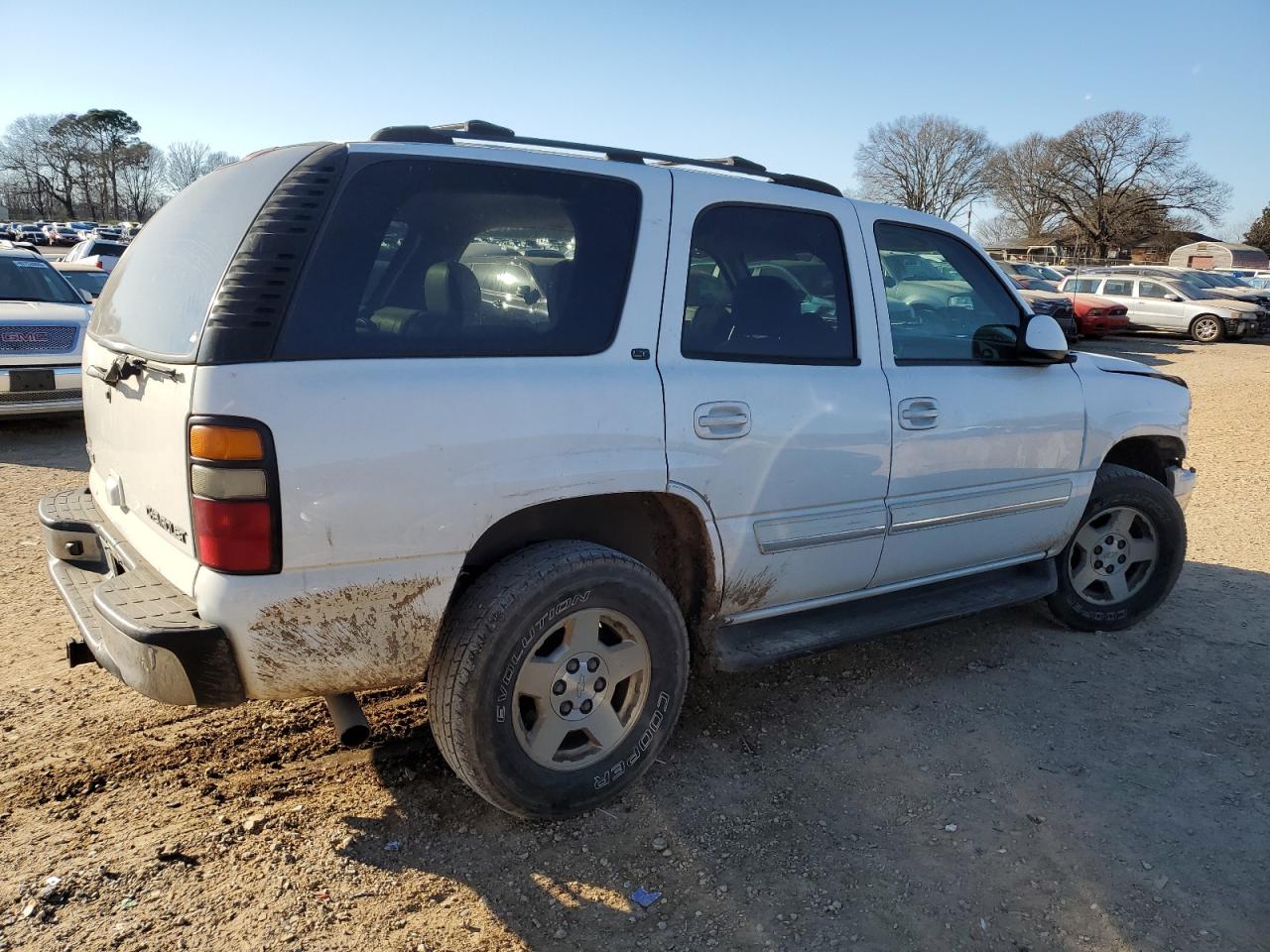 2004 Chevrolet Tahoe - Image 3